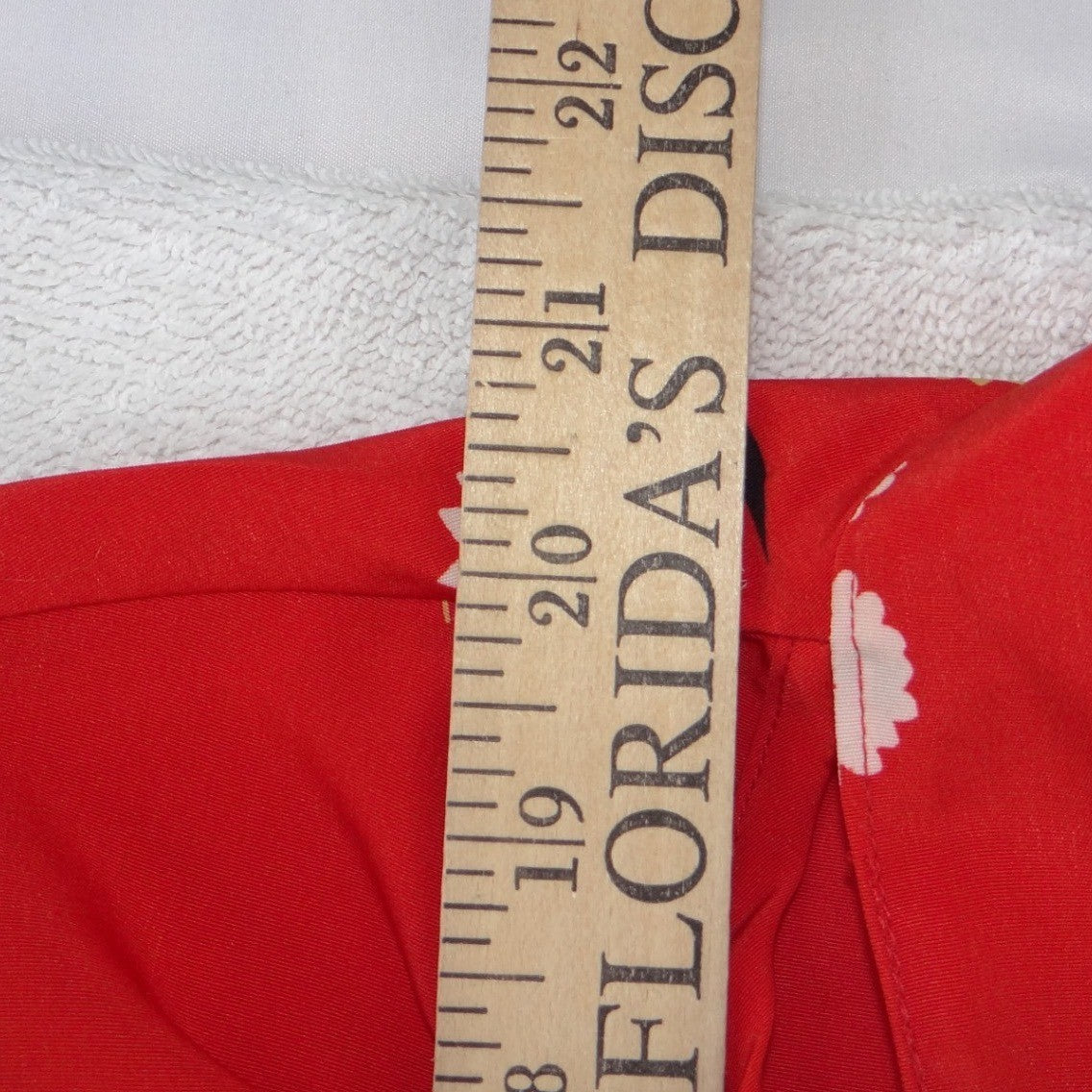 L.J. Freud Red Floral Daisy Tie Neck Sleeveless Blouse Top Small