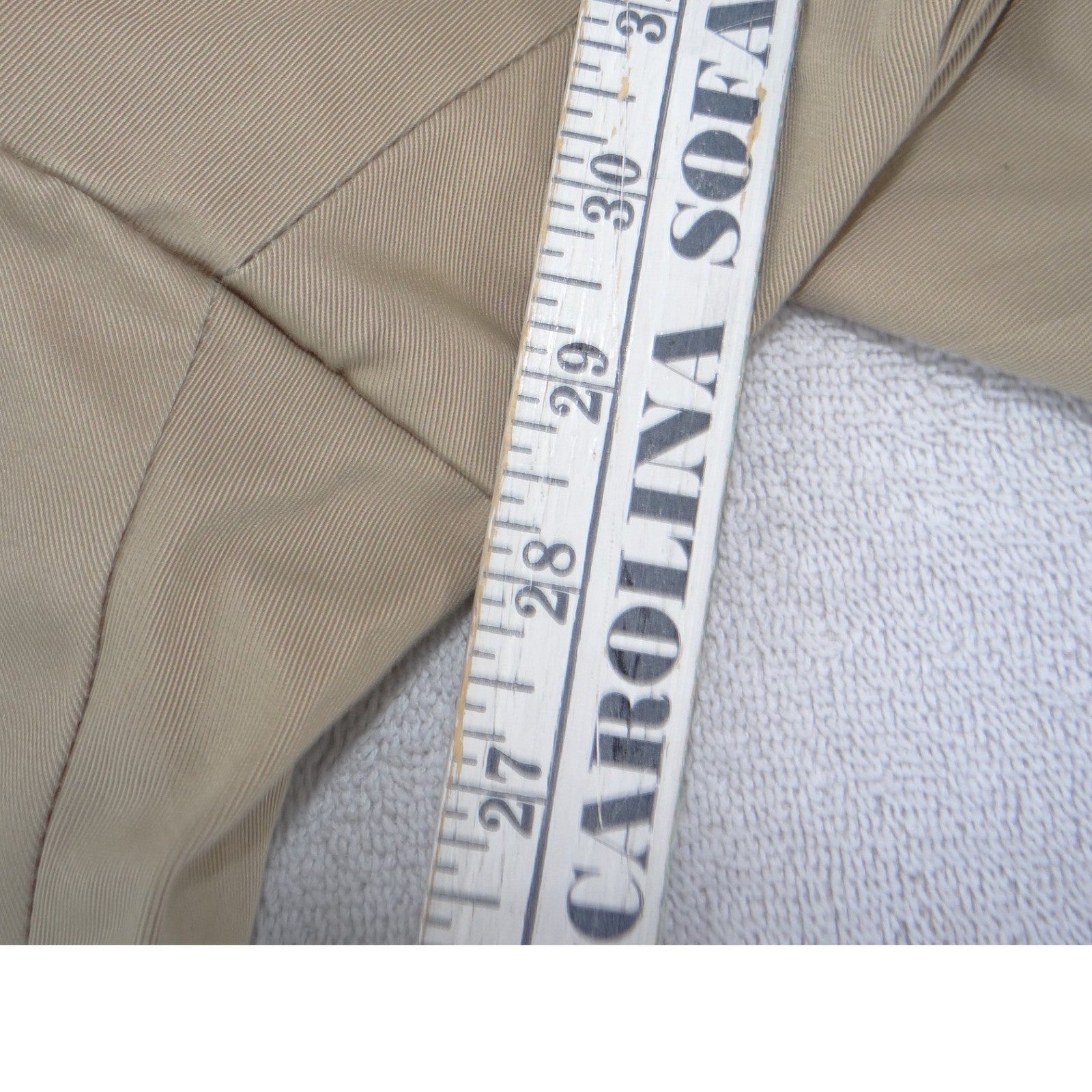 Eddie Bauer Mens 36x30 Classic Fit Pleated Chinos Khaki Tan Wrinkle Resistant