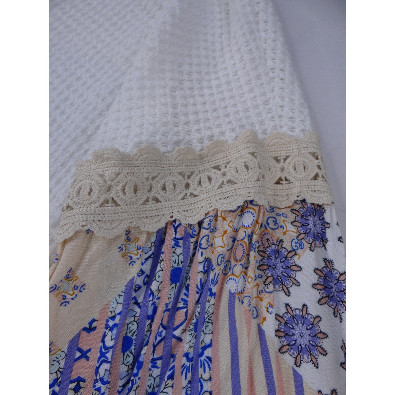 TRESICS White Waffle Knit Crochet Lace Patchwork Sleeve Sweater Women