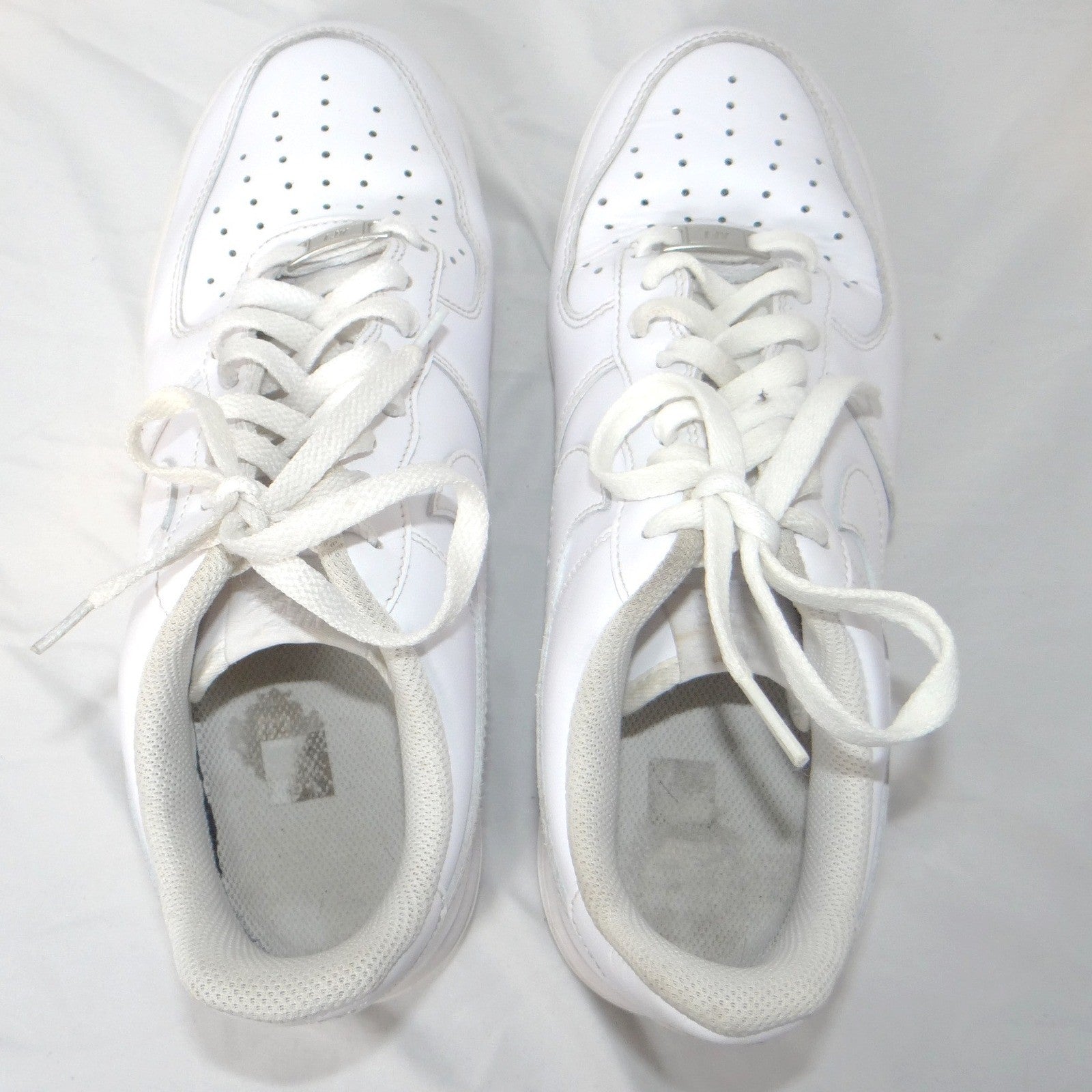 Nike Air Force 1 Low 07 Mens Shoes Triple White CW2288-111 Size 8.5