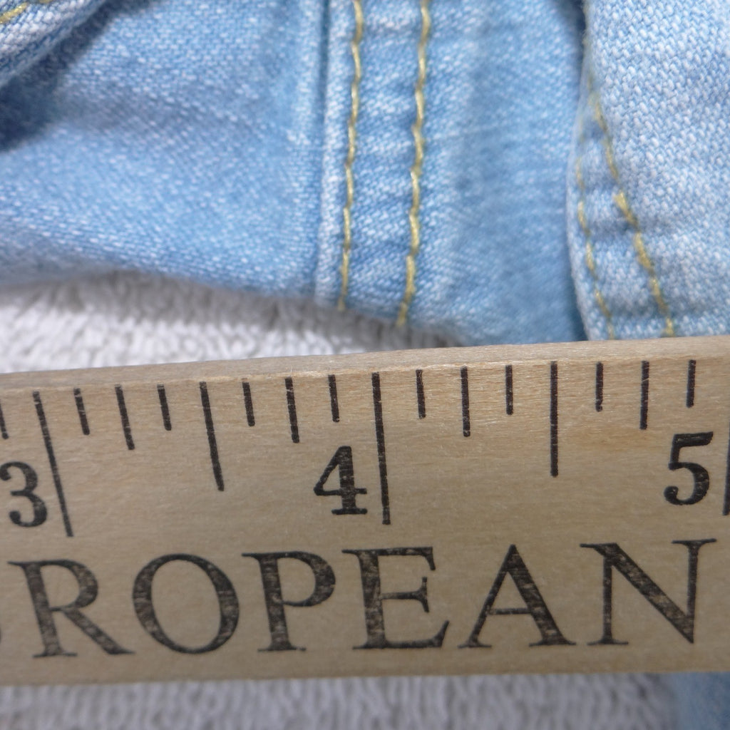 Indigo Rein Light Wash Distressed Cuffed Denim Shorts Blue Size 3 Low Rise