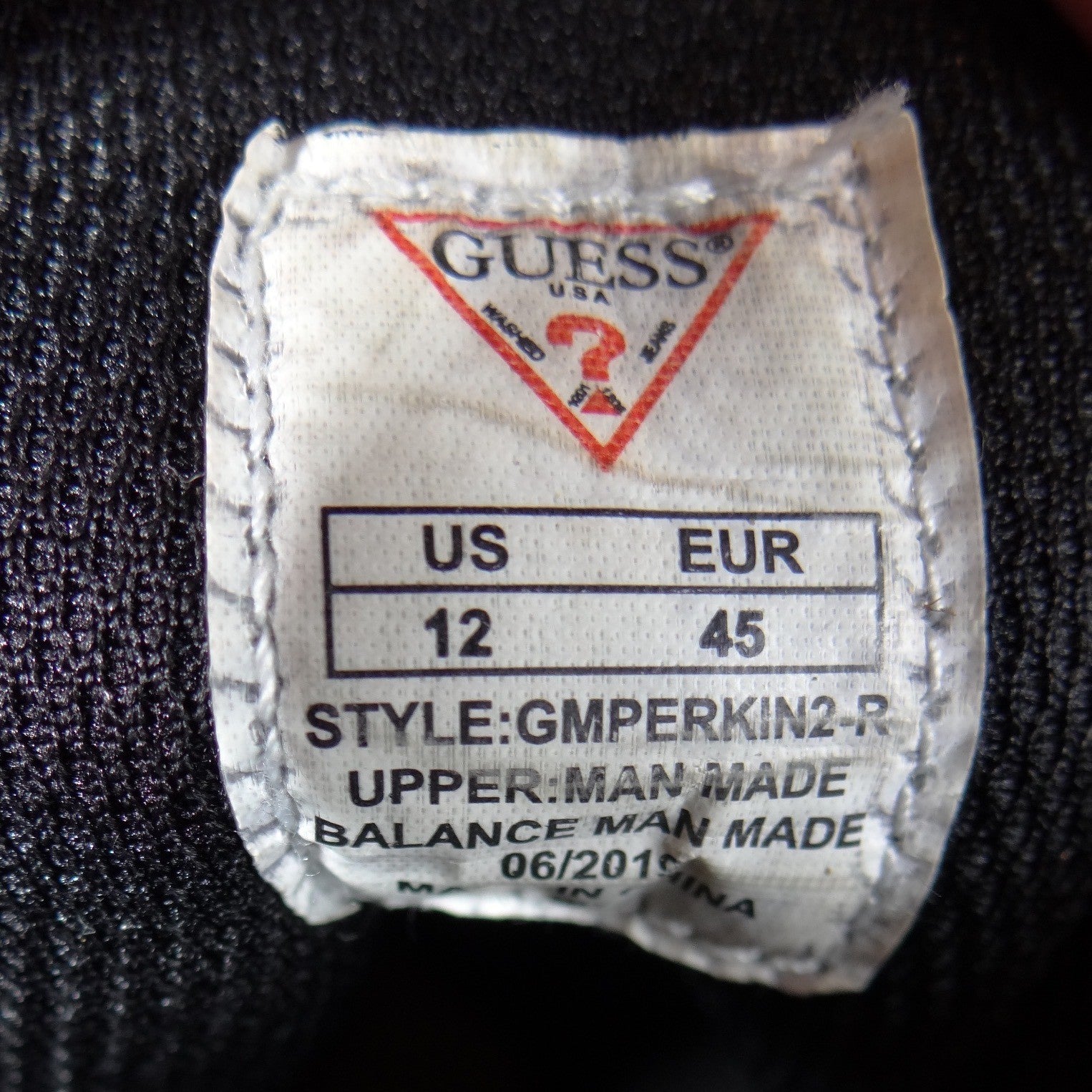 Guess Mens GMPERKIN2-R Black High Top Side Zip Sneakers Size 12 Black White
