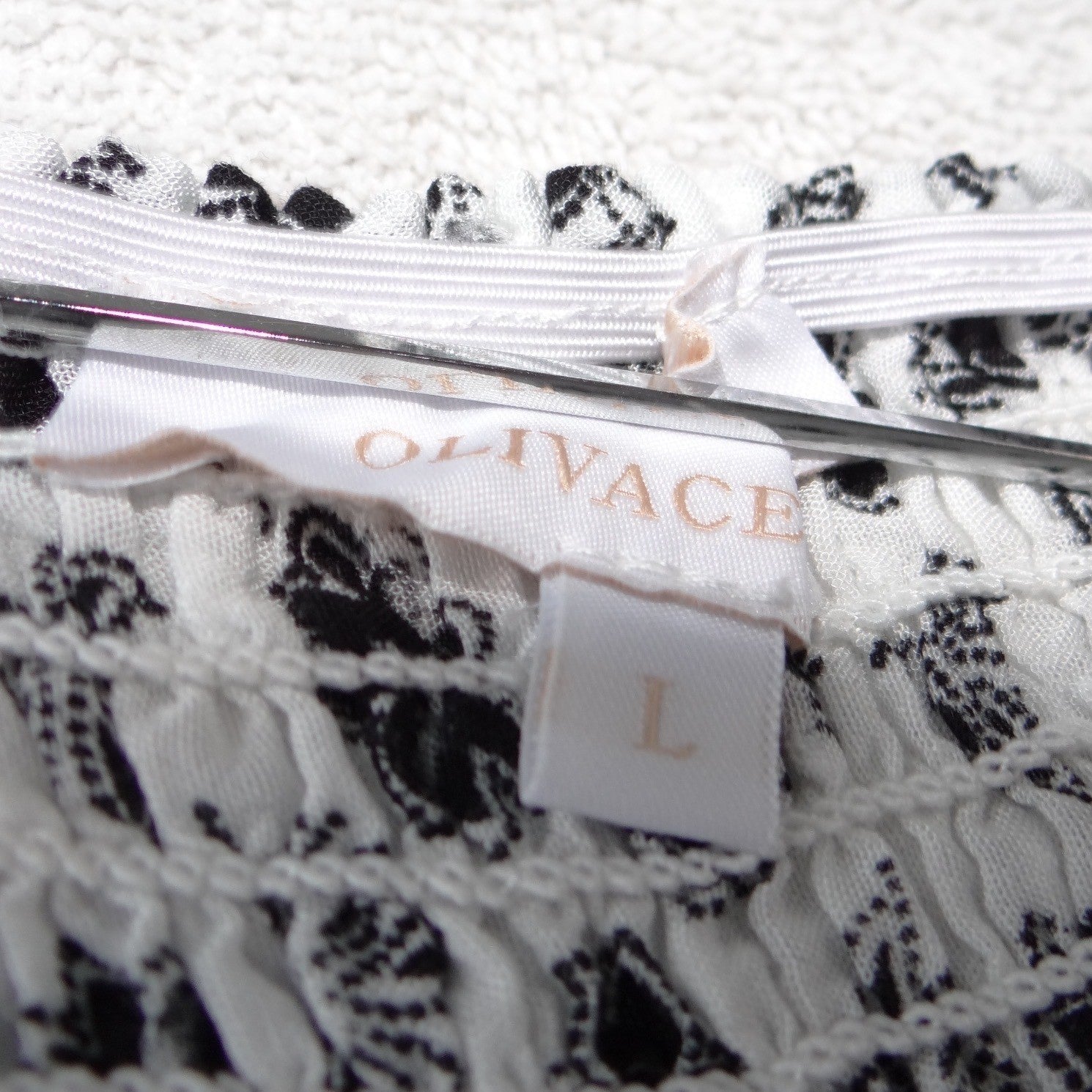 Olivace Black White Floral Smocked Crop Top Square Neck Wide Strap Size L