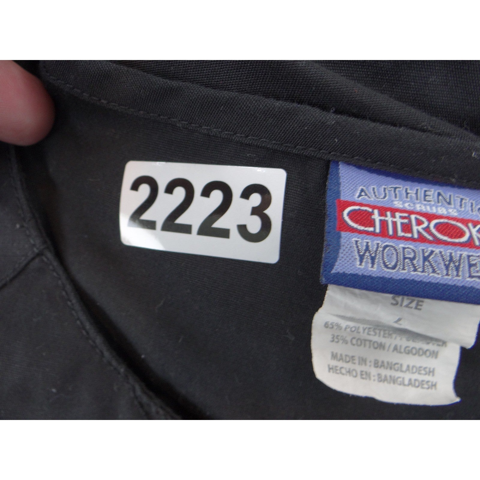 Cherokee Workwear Black Scrub Top Womens Large Notched V-Neck Cinched Back 2223