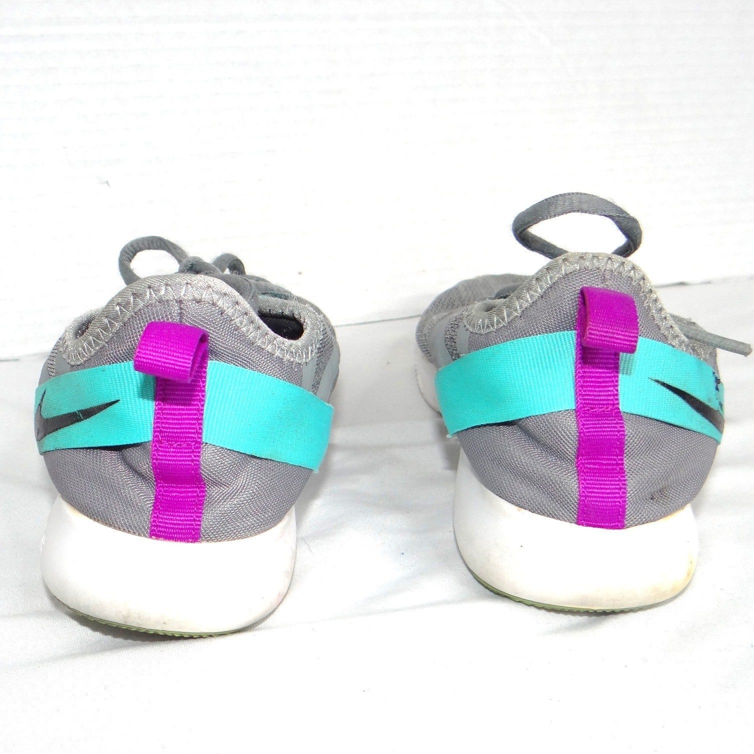 Nike Flex Experience RN 8 Womens Running Shoes Grey Teal Purple Size 5.5