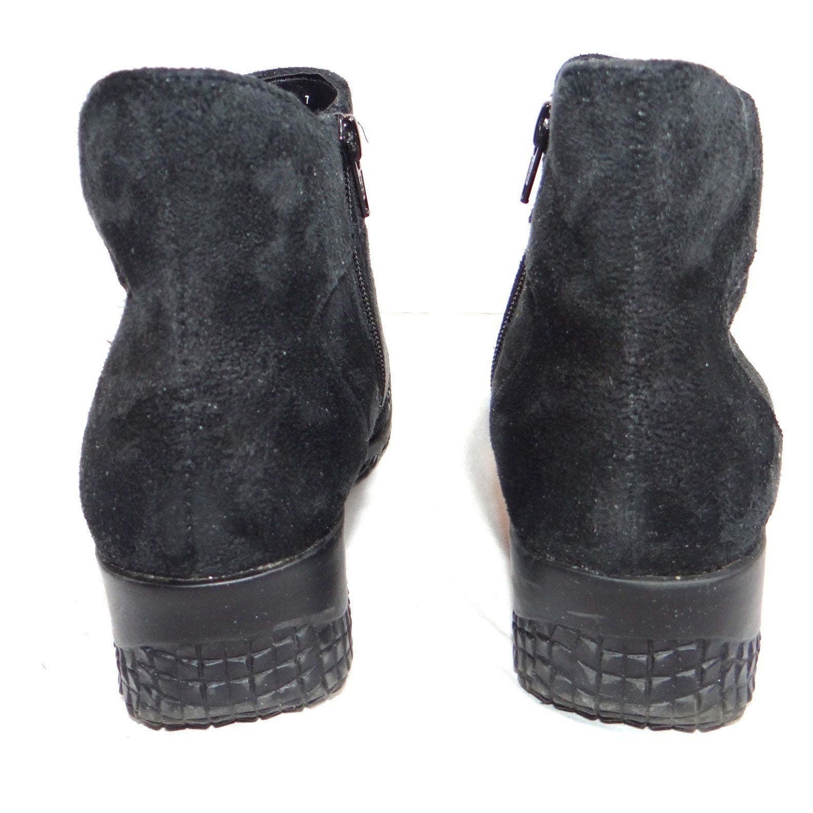 Basic Editions Women Black Suede Side Zip Ankle Boots Wide Width Size 8