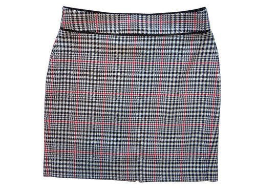 Banana Republic Petite Houndstooth Skirt - Stylish & Chic