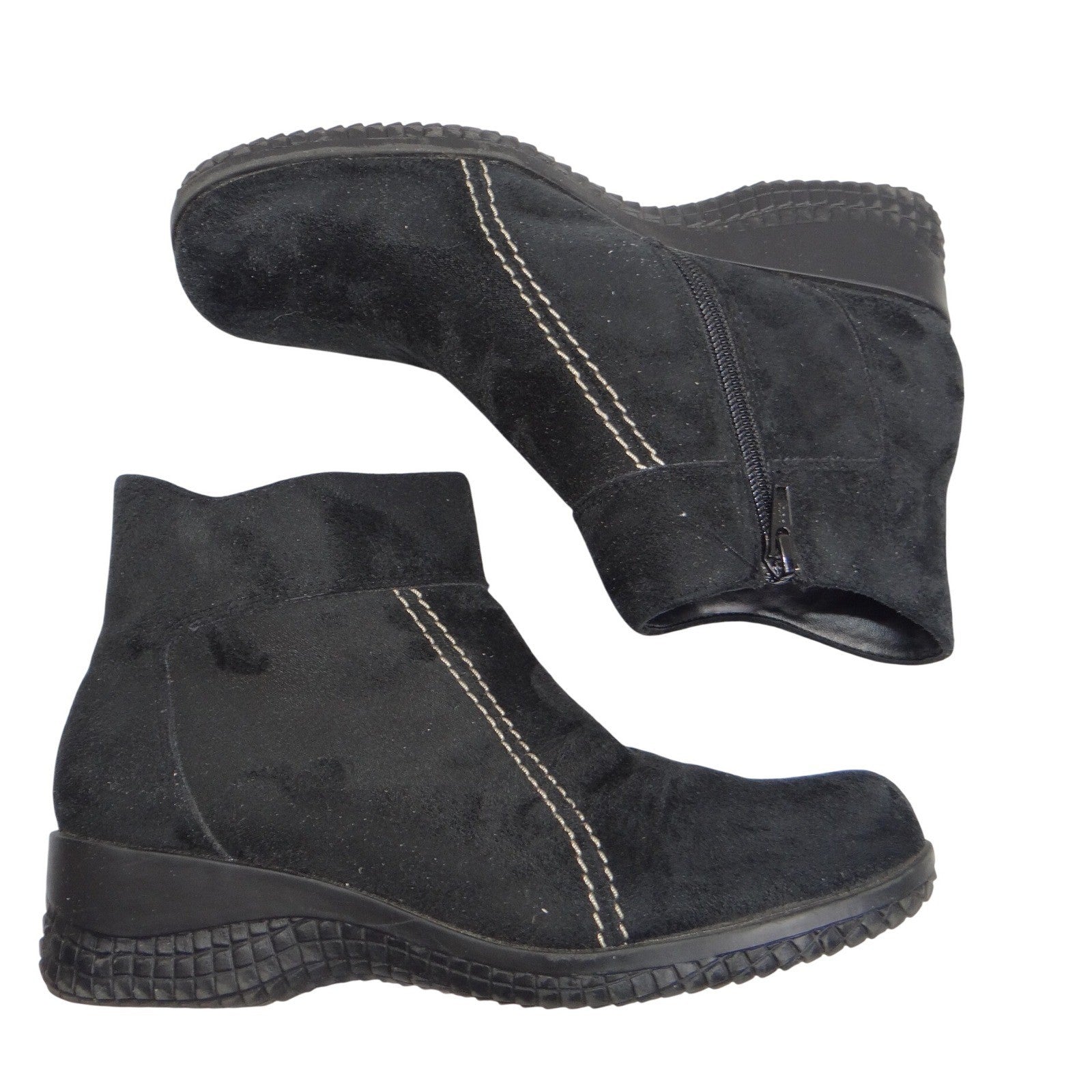 Basic Editions Women Black Suede Side Zip Ankle Boots Wide Width Size 8