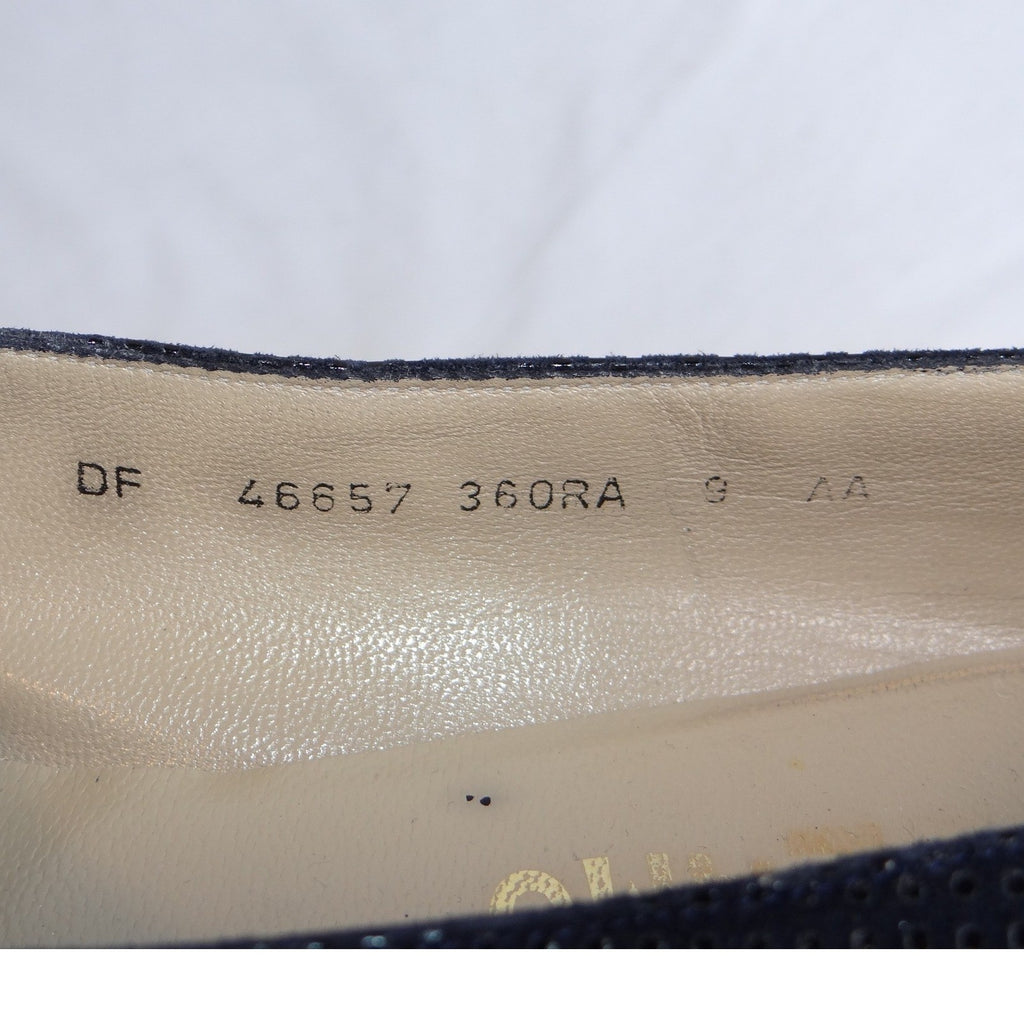 Salvatore Ferragamo Navy Suede Cap Toe Block Heel Pumps Shoes Womens Size 9 AA