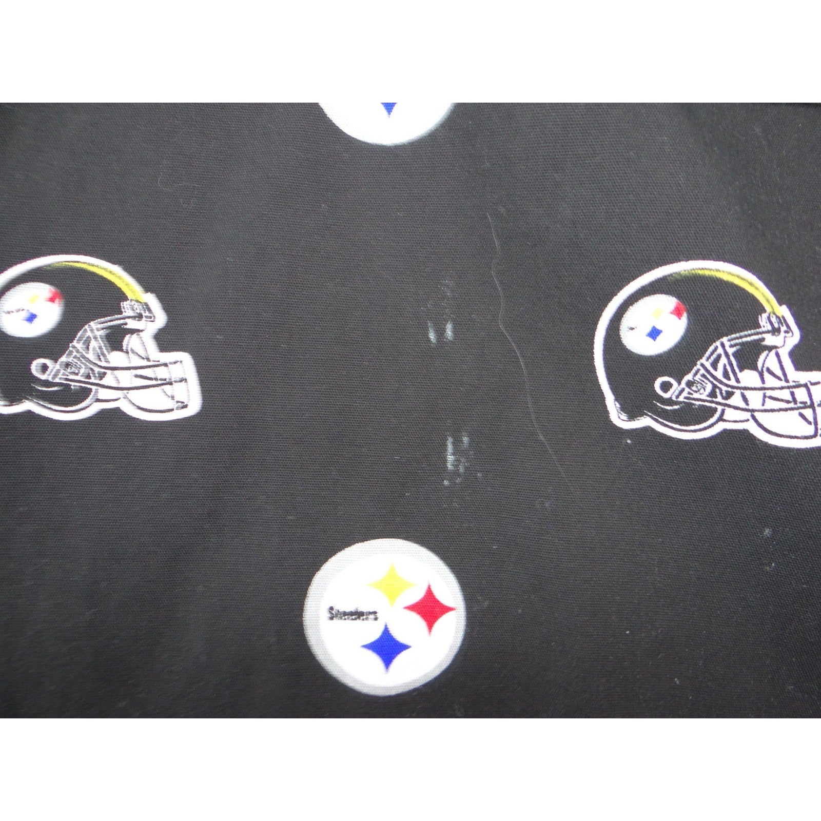 NFL Team Apparel Pittsburgh Steelers Scrub Top Womens Black V-Neck Logo Print L