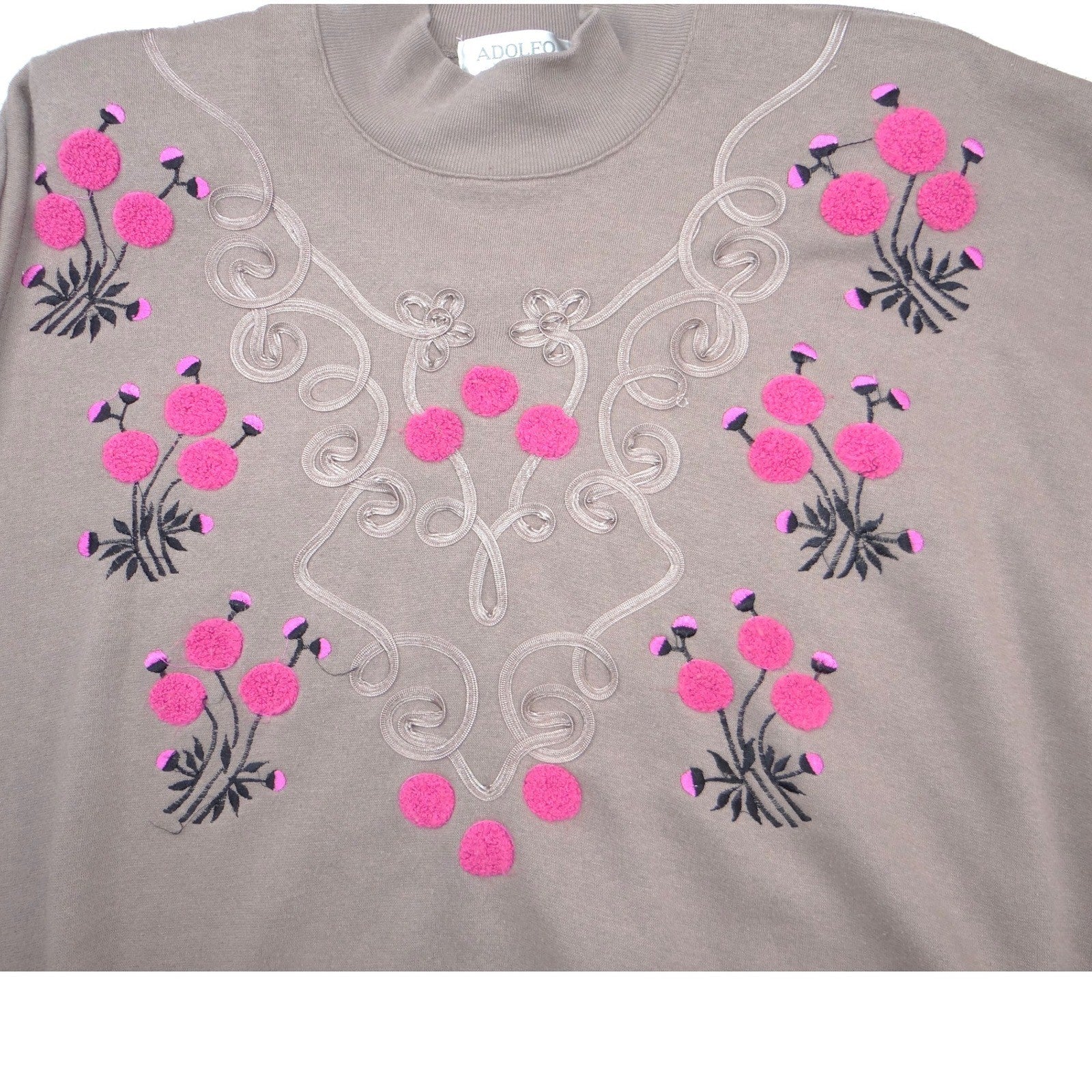 Adolfo Sport Vintage Mock Neck Sweatshirt Taupe Pink Floral Embroidered Medium