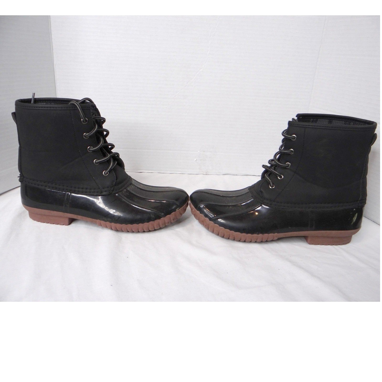 Charlotte Russe Black Lace Up Duck Boots Waterproof Rubber Sole Plaid Lined