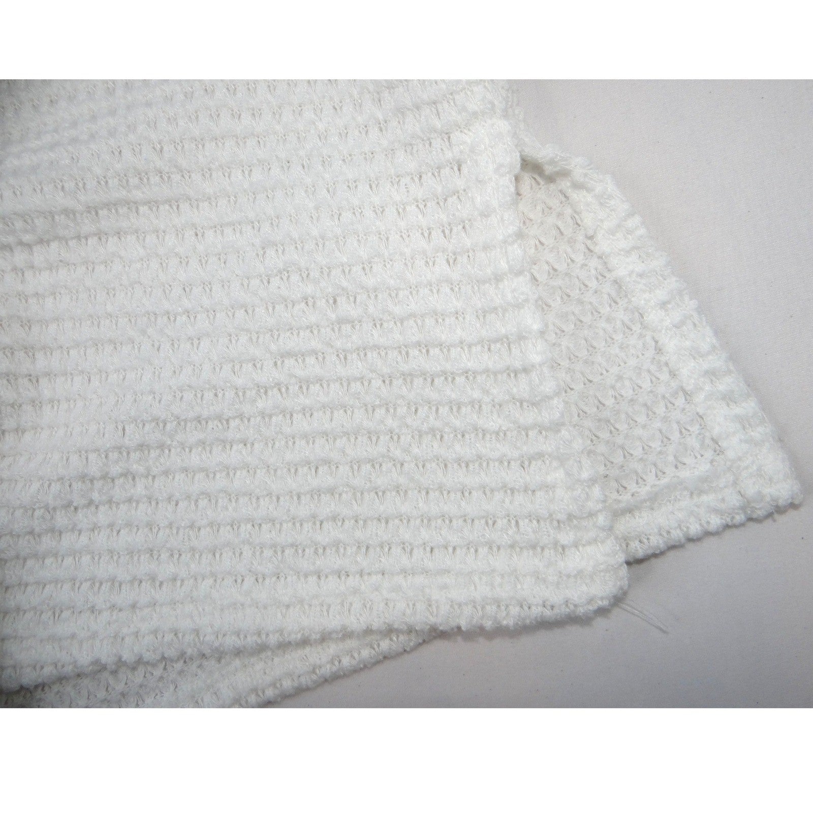 TRESICS White Waffle Knit Crochet Lace Patchwork Sleeve Sweater Women