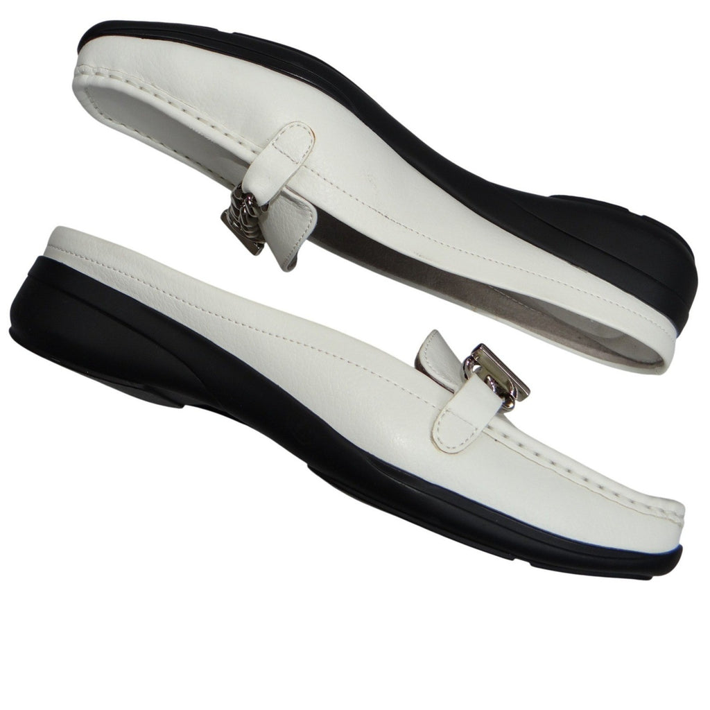 NIB Villager by Liz Claiborne Becky White Mules Loafers Shoes Women's Size 7.5 M