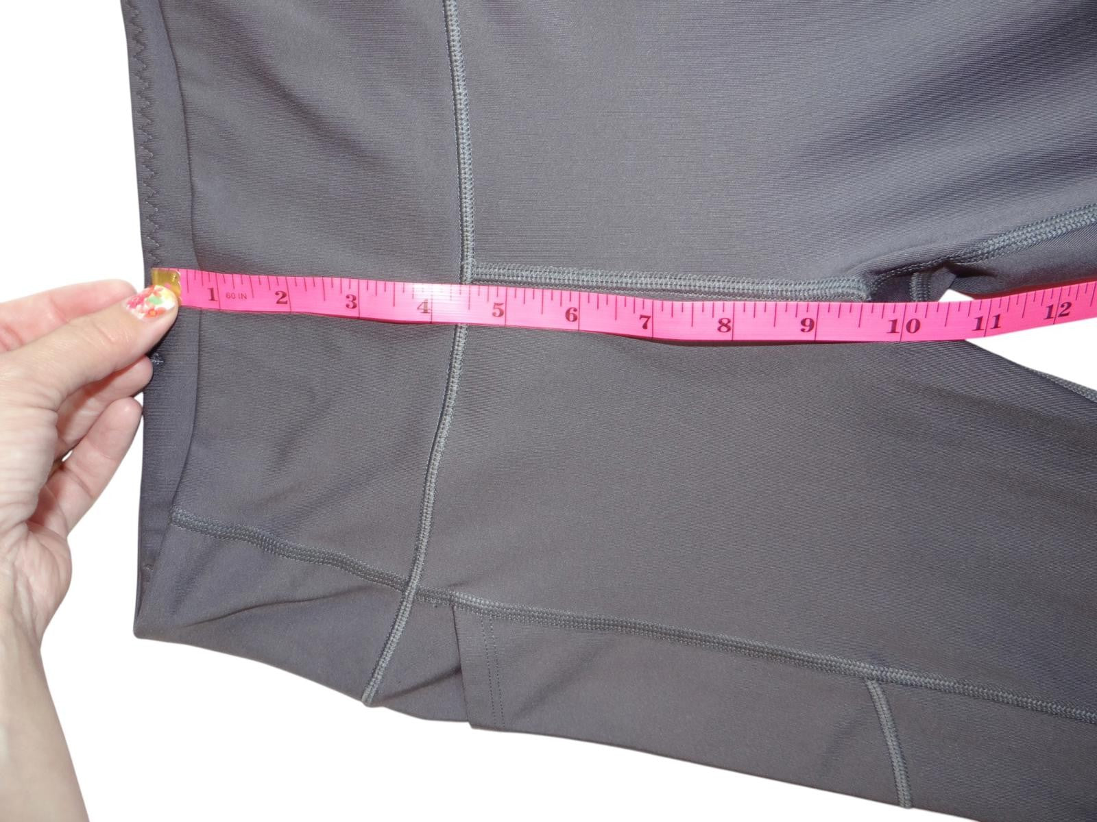 Victoria's Secret High-Waisted Gray Leggings with Pockets - xs