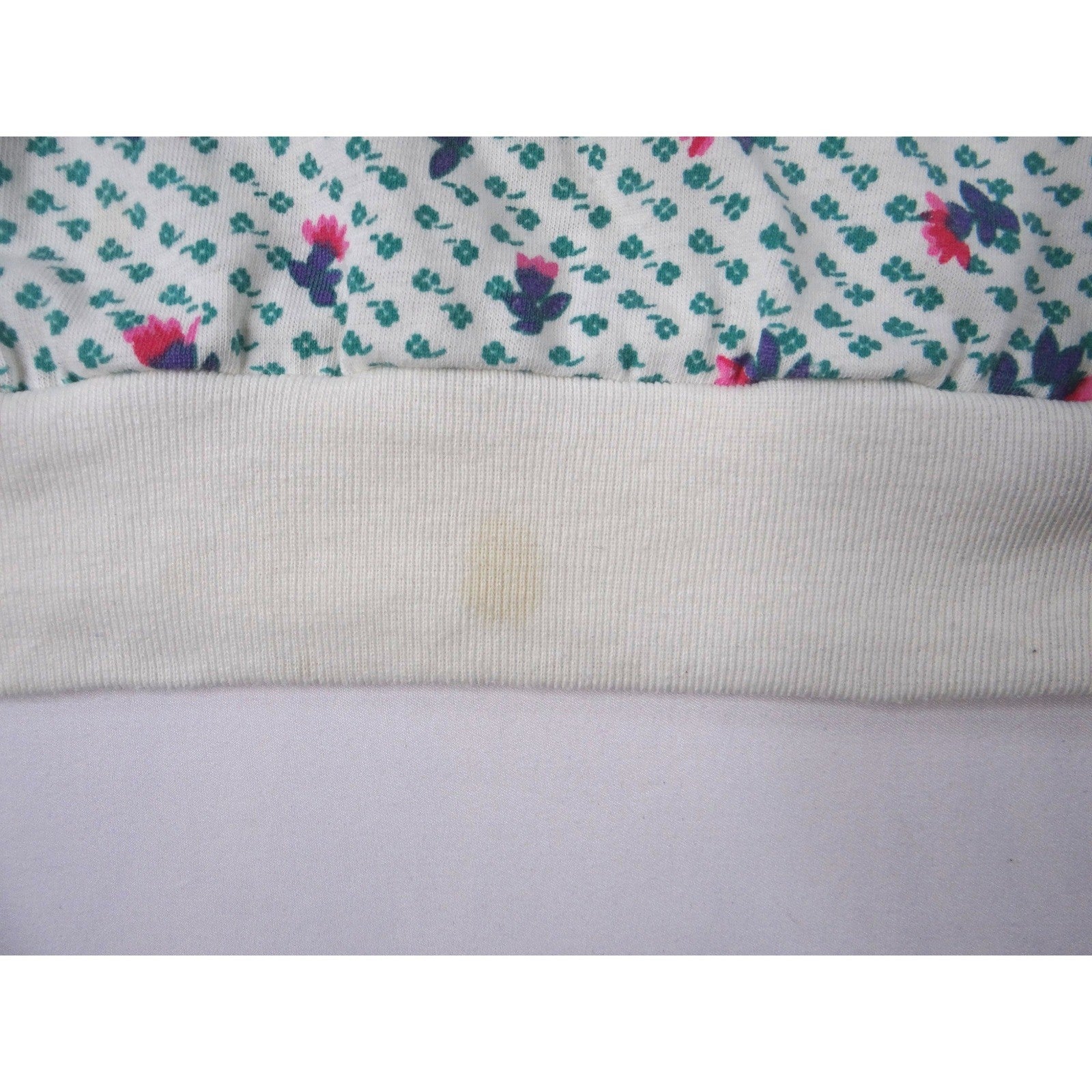 PARTNERS Mervyns Womens Size Small Floral Print V Neck Short Sleeve Top
