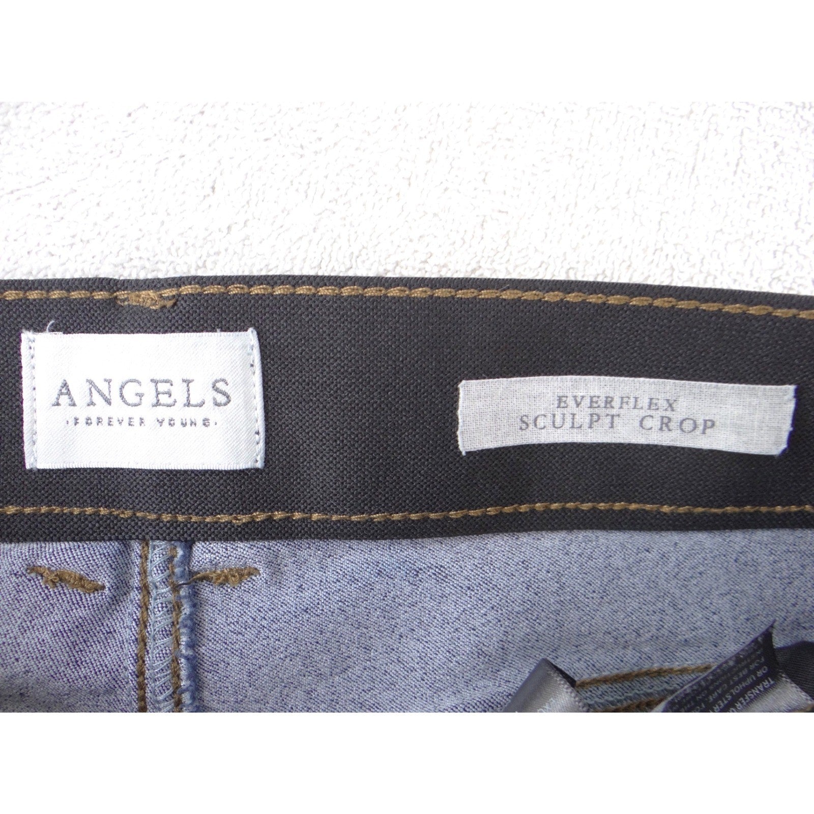 Angels Everflex Sculpt Crop Jeans Womens 6 Dark Wash Indigo Capri Denim