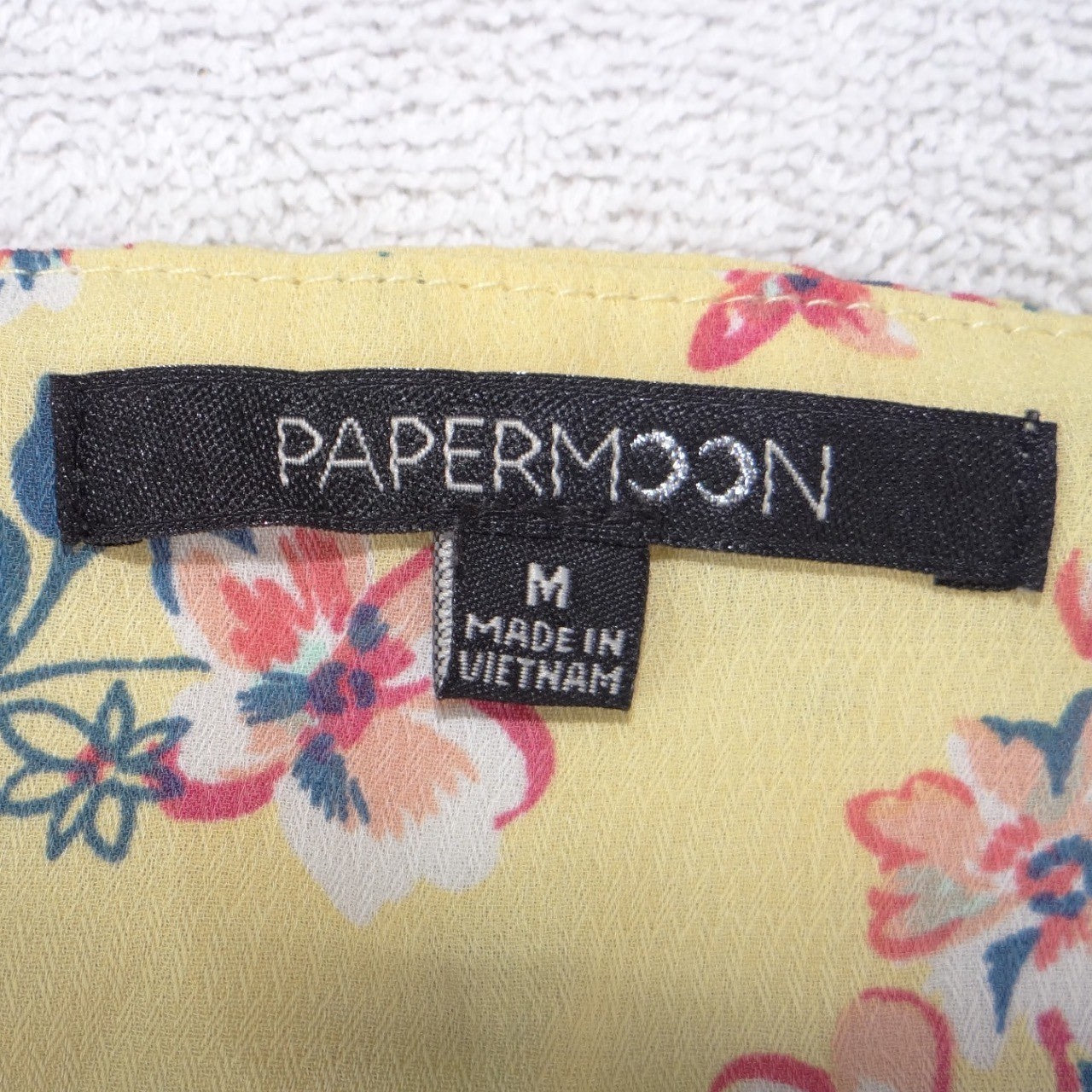 Papermoon Yellow Floral Peplum Blouse Sweetheart Neck Button Front Sleeveless M