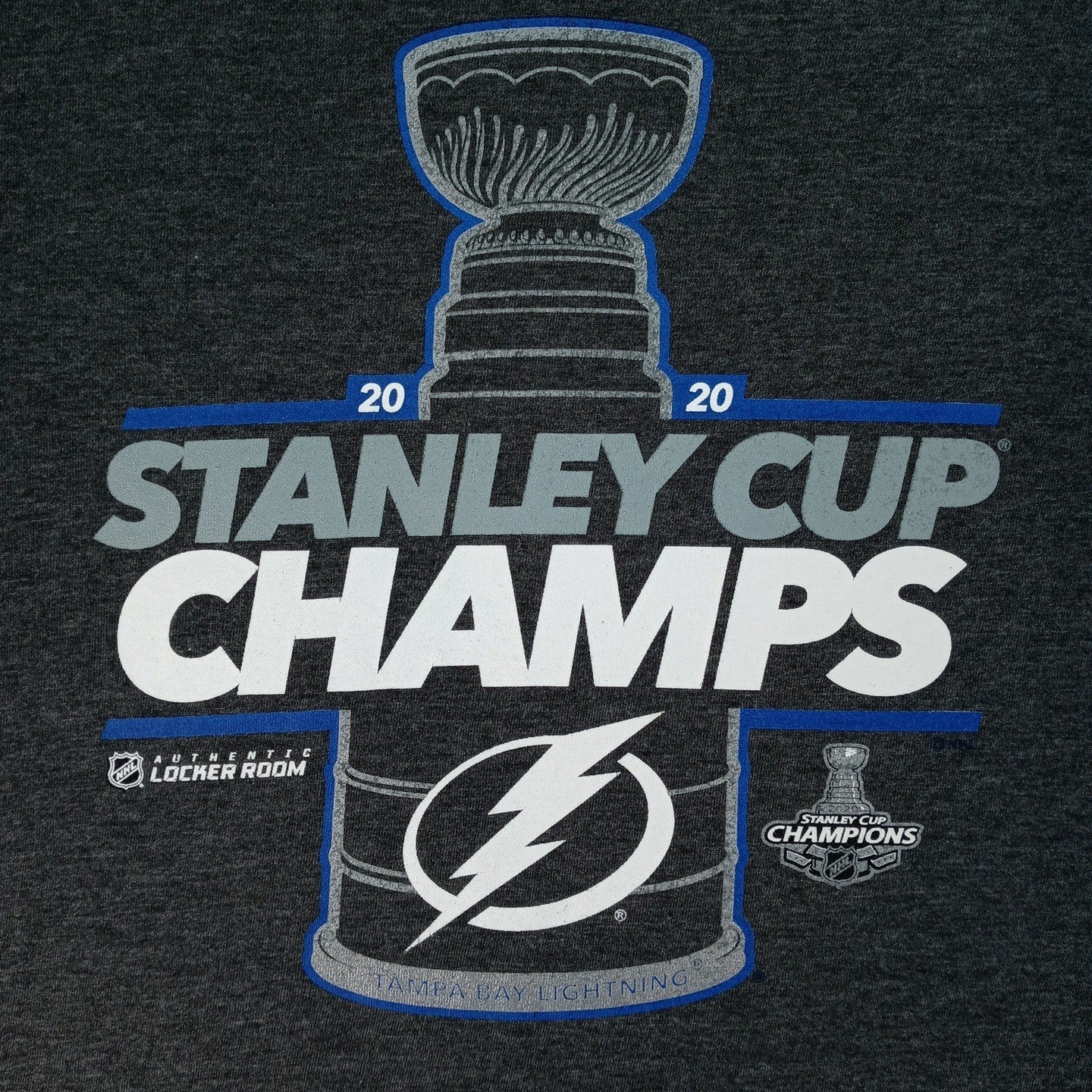 Fanatics Tampa Bay Lightning Stanley Cup Champs V Neck T Shirt Womens L