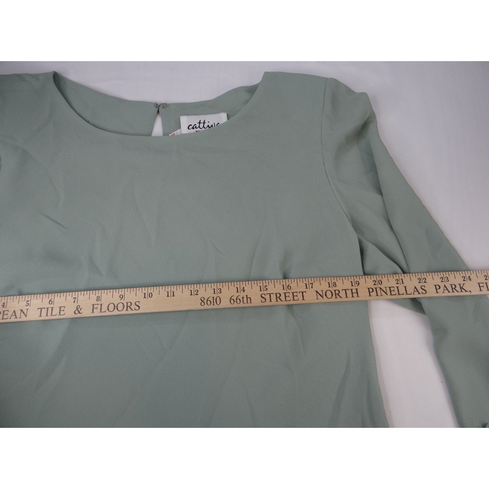 Vintage Cattiva New York Womens Mint Green Lace Trim AsymmetricalTop Sz 14