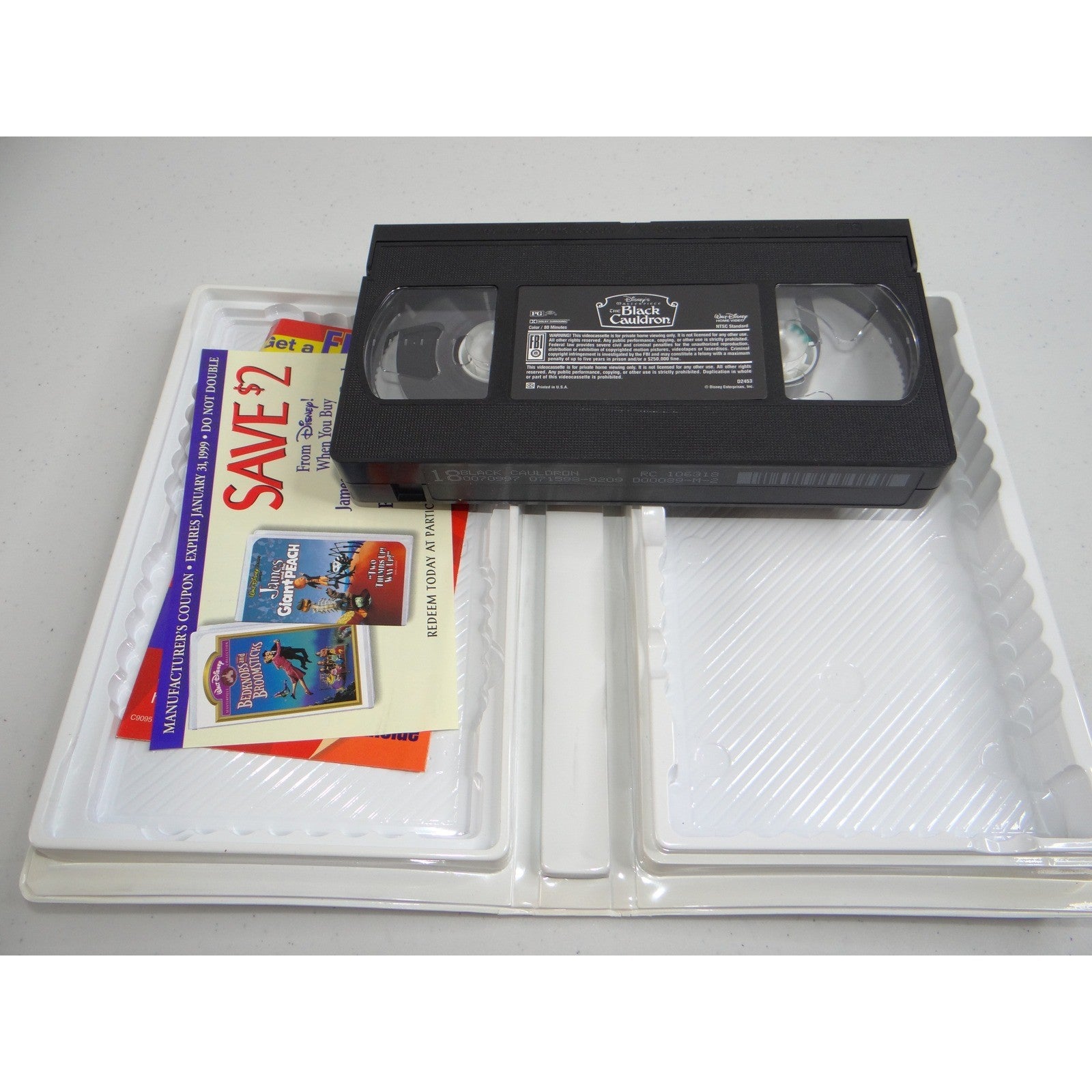 Disney The Black Cauldron VHS Masterpiece Collection 9124 Clamshell PG Movie