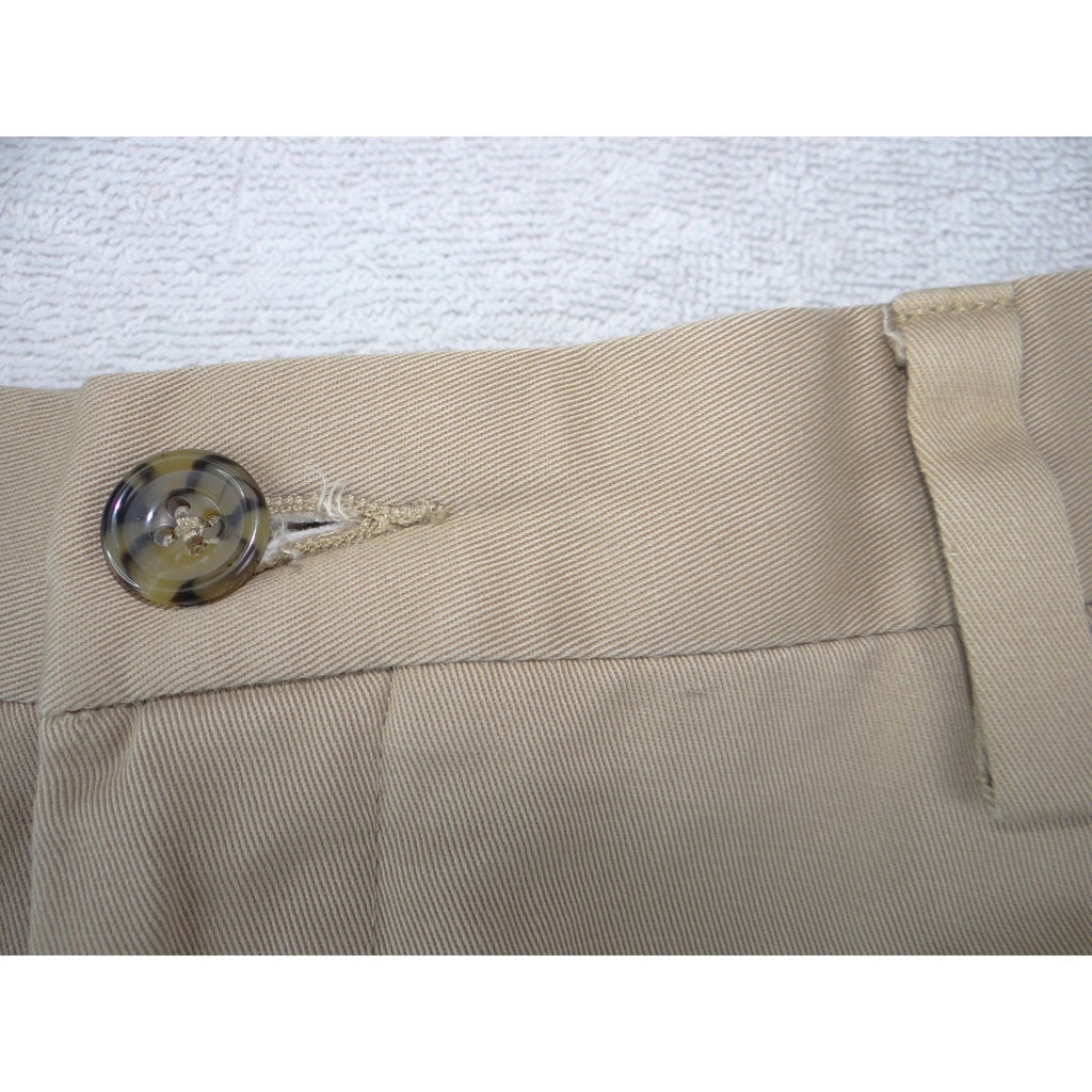 Eddie Bauer Mens 36x30 Classic Fit Pleated Chinos Khaki Tan Wrinkle Resistant