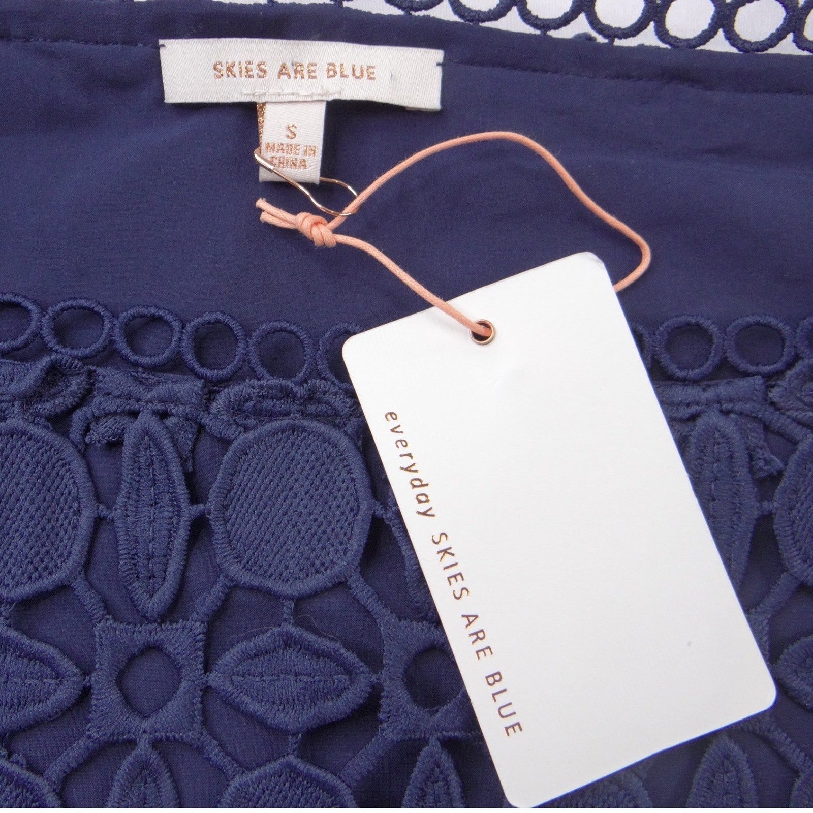 NWT-Skies Are Blue Navy Blue Geometric Eyelet Lace Tank Top Camisole Small