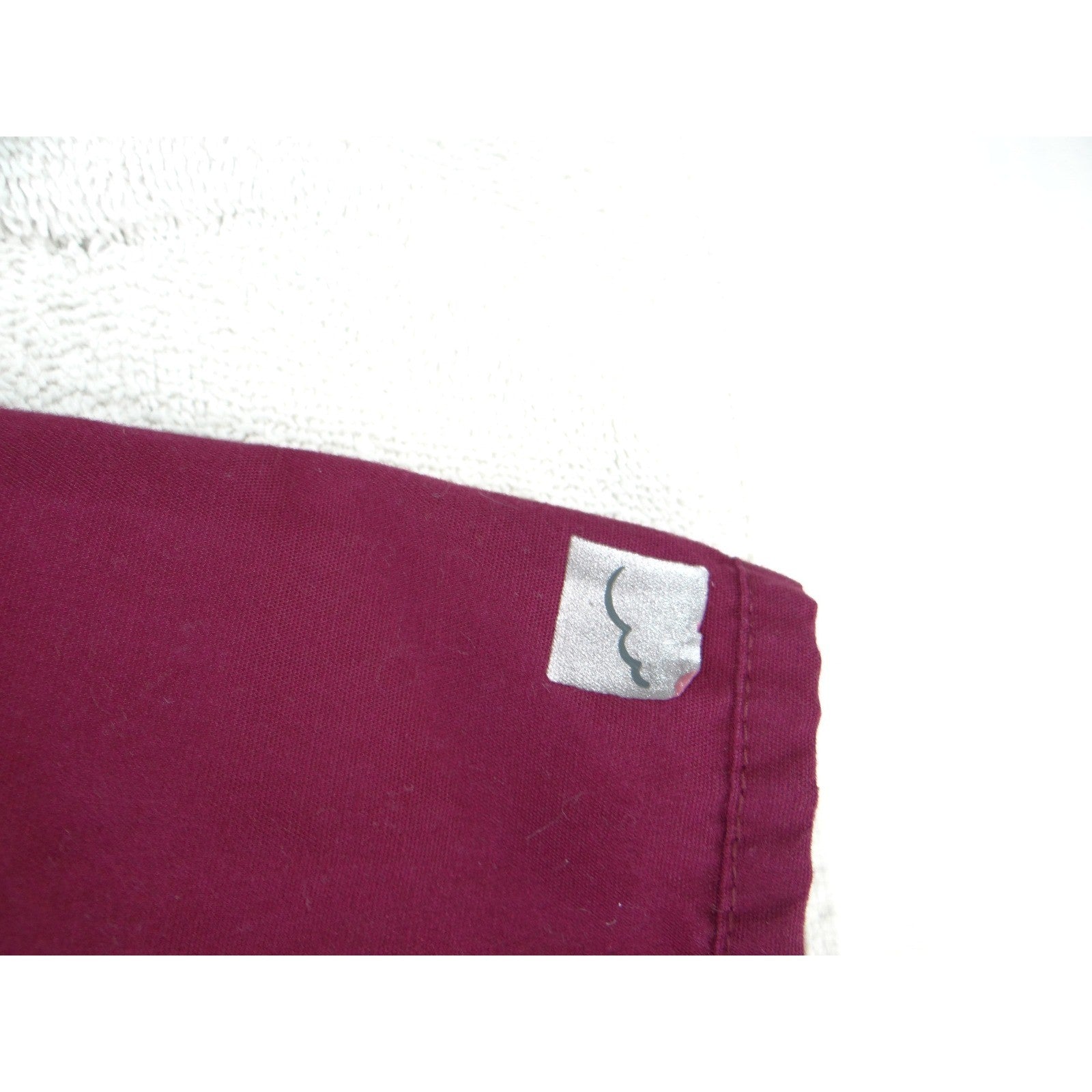 Butter-Soft Womens Scrub Set Burgundy V-Neck Top Elastic Waist Pants Size Small