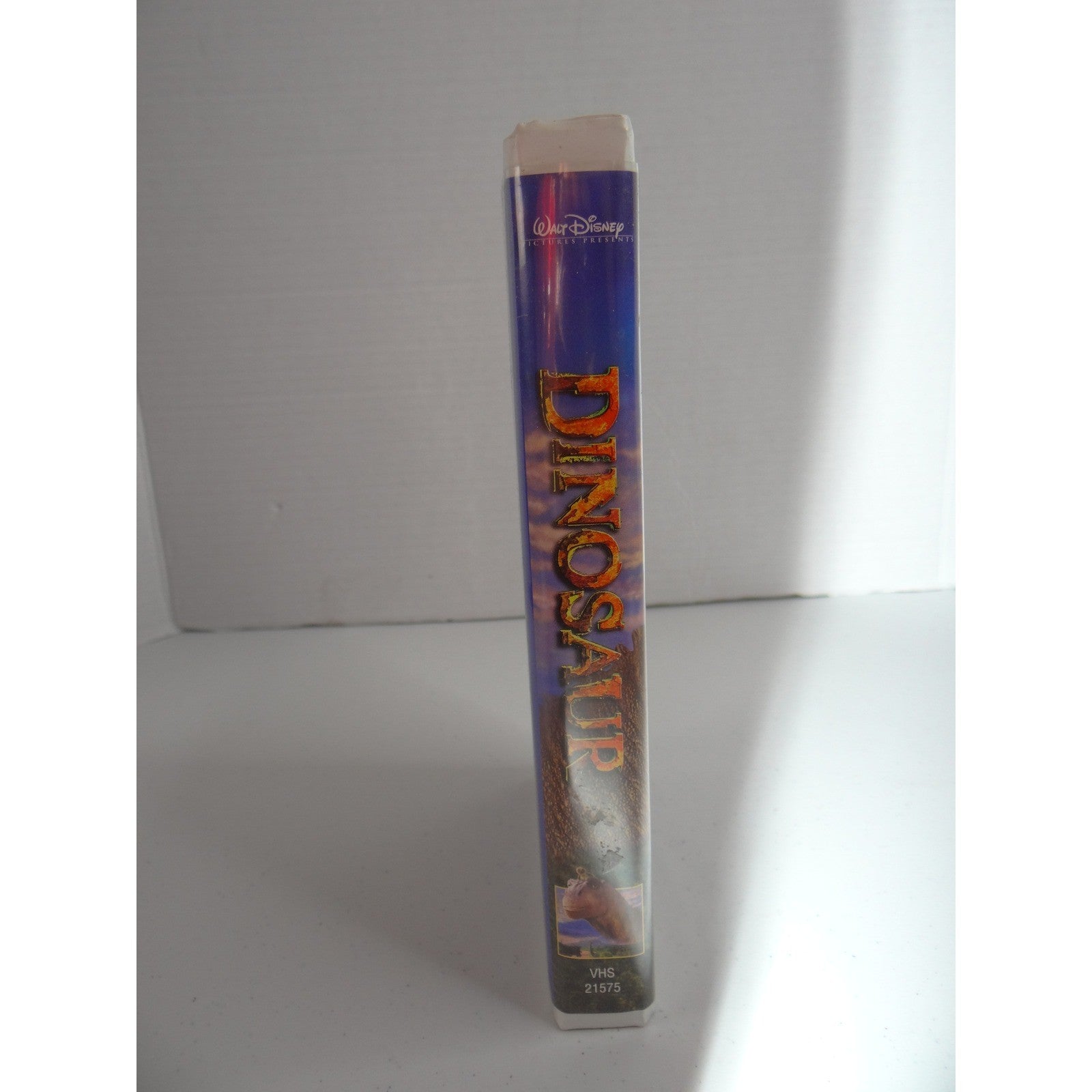 Walt Disney Dinosaur VHS 2000 Animated Movie Clamshell Case THX 21575 NTSC
