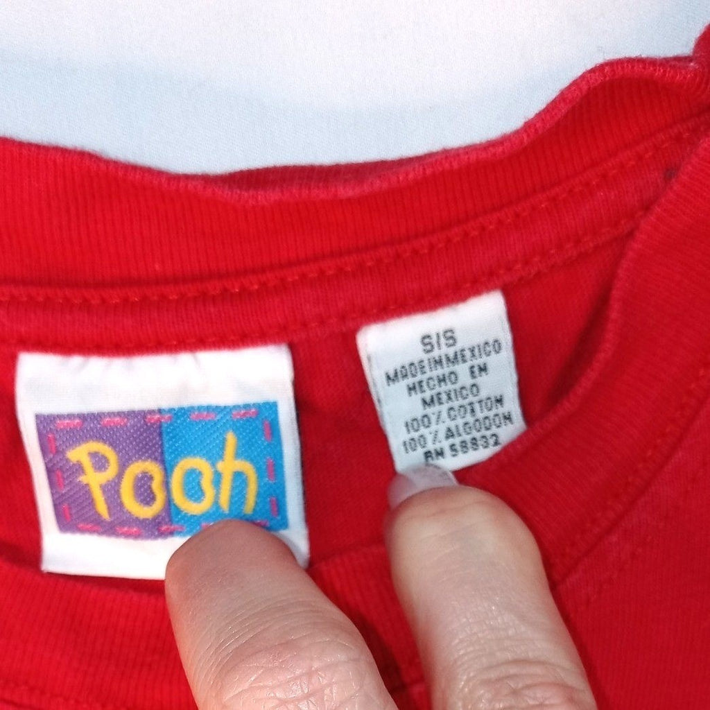 Pooh Felt a Laugh Coming On Red Graphic T Shirt Size S