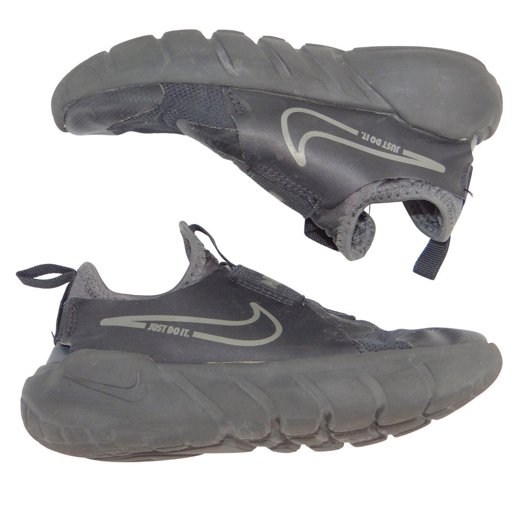 Nike Dynamo Go FlyEase Kids Black Anthracite Sneakers DJ6040-001 Size 13.5C