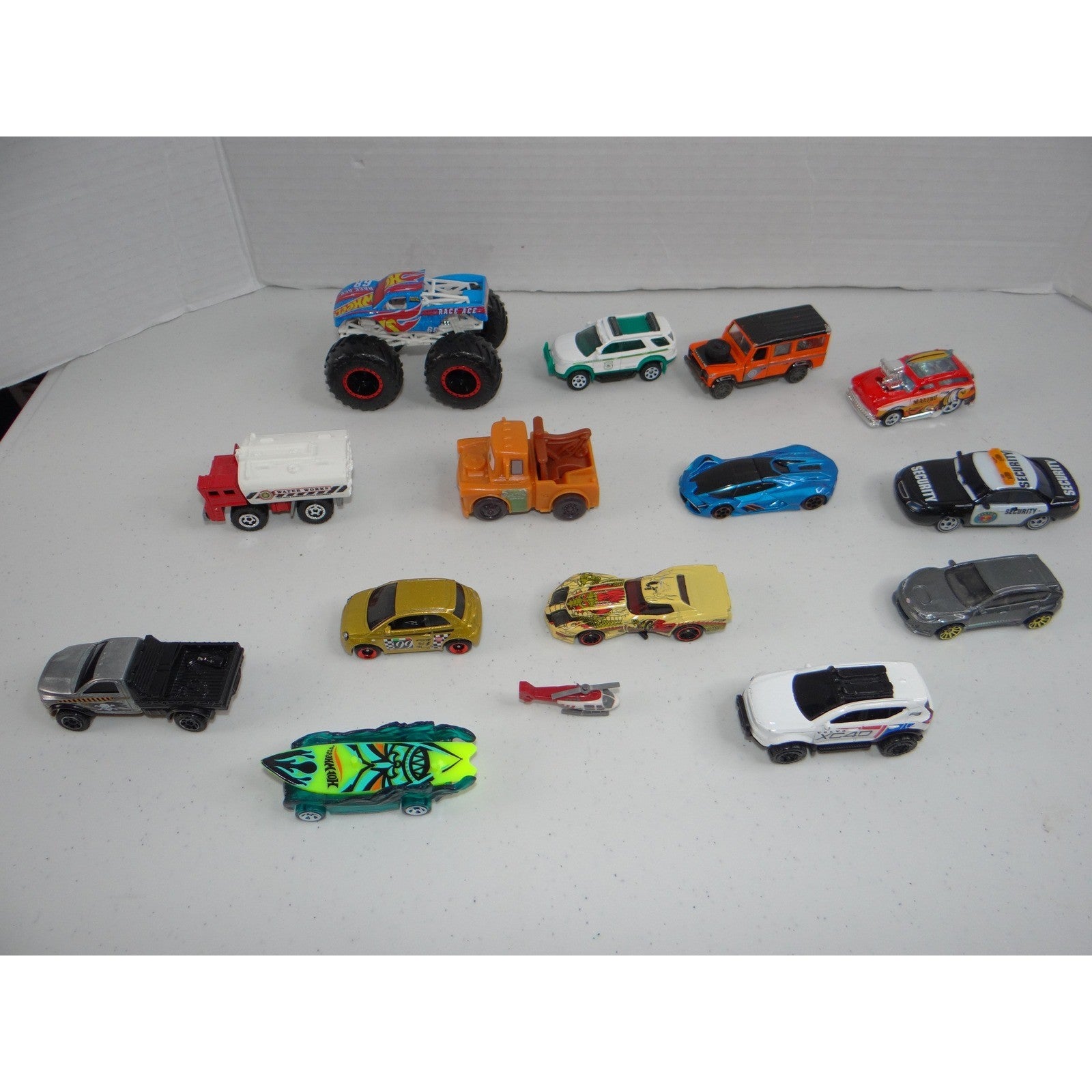 Hot Wheels Matchbox Diecast Toy Car Lot Monster Truck Volvo XC40 14pc 2860