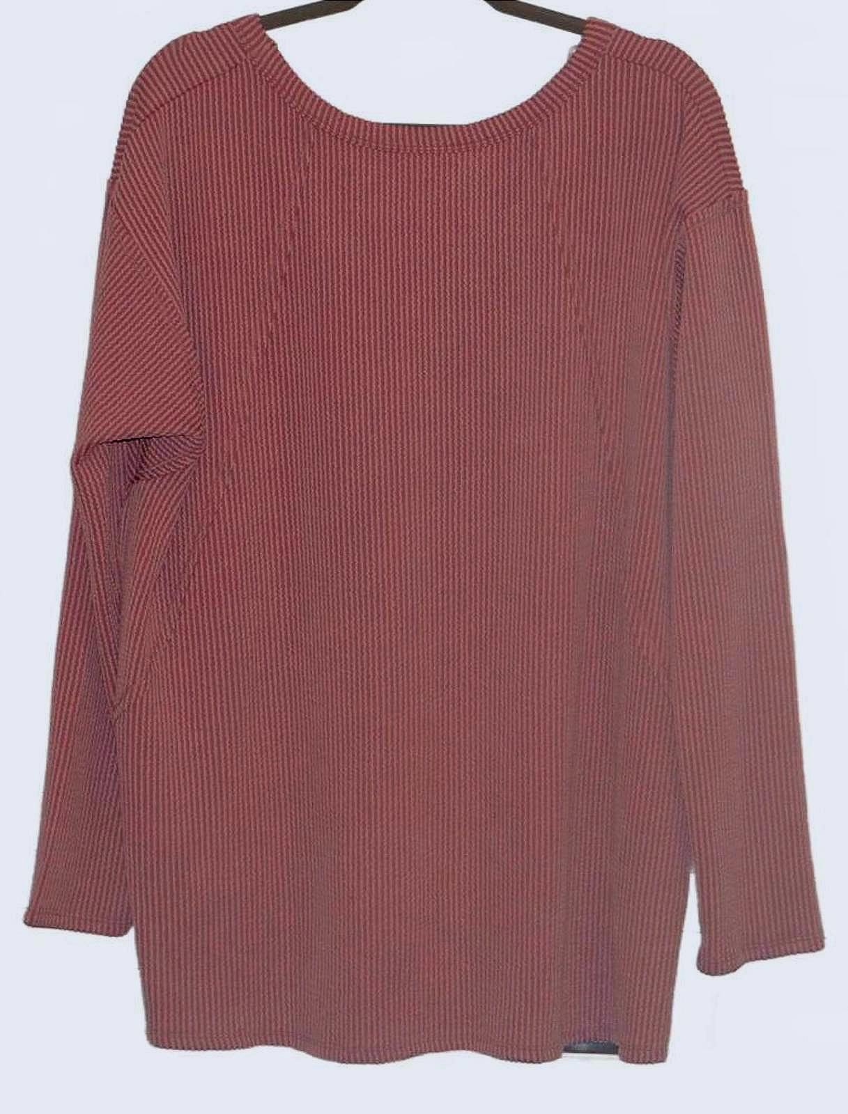 Andrée by Unit Women's Long Sleeve V-Neck Top