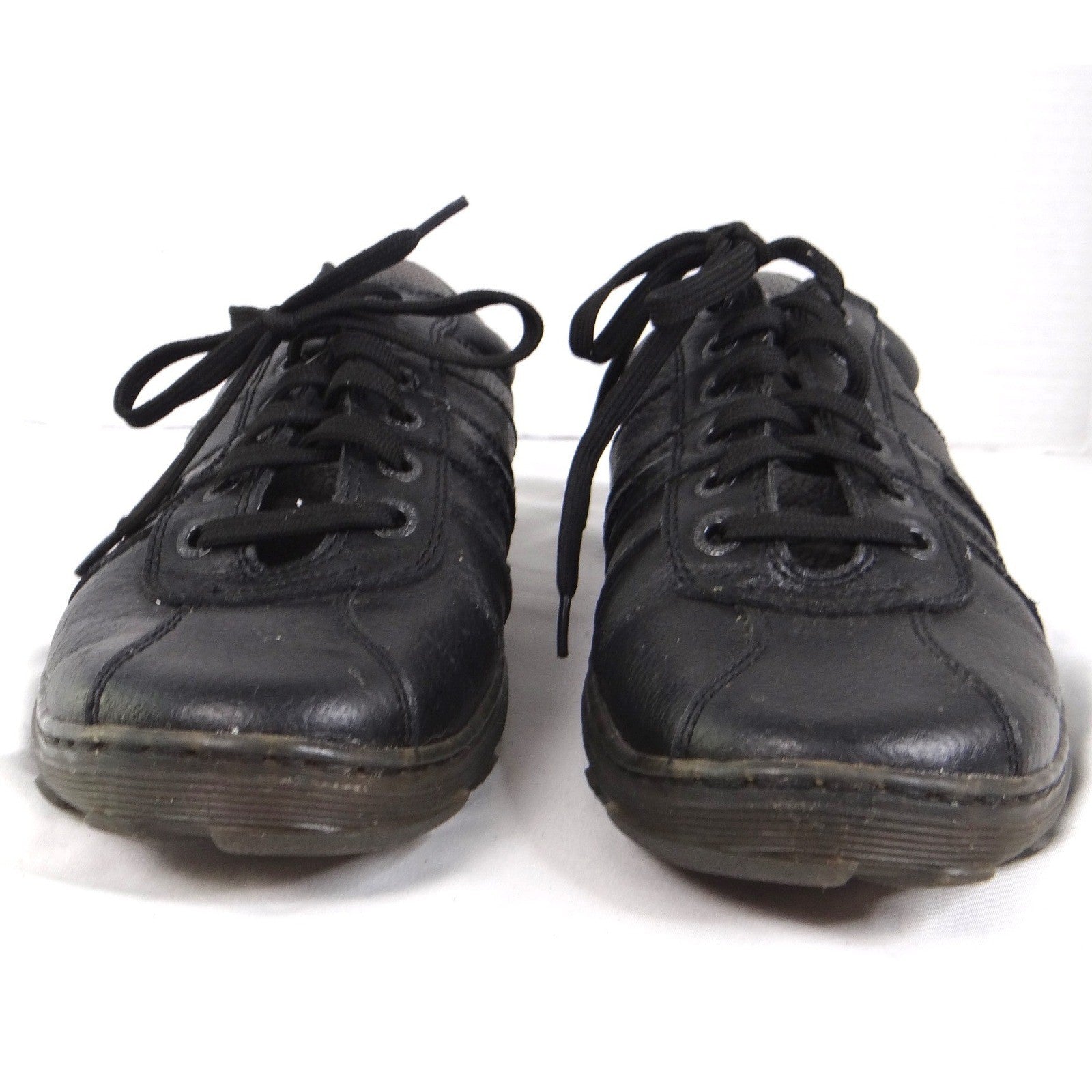 Dr. Martens Pembroke Black Pebbled Leather Low Top Sneakers Mens 11