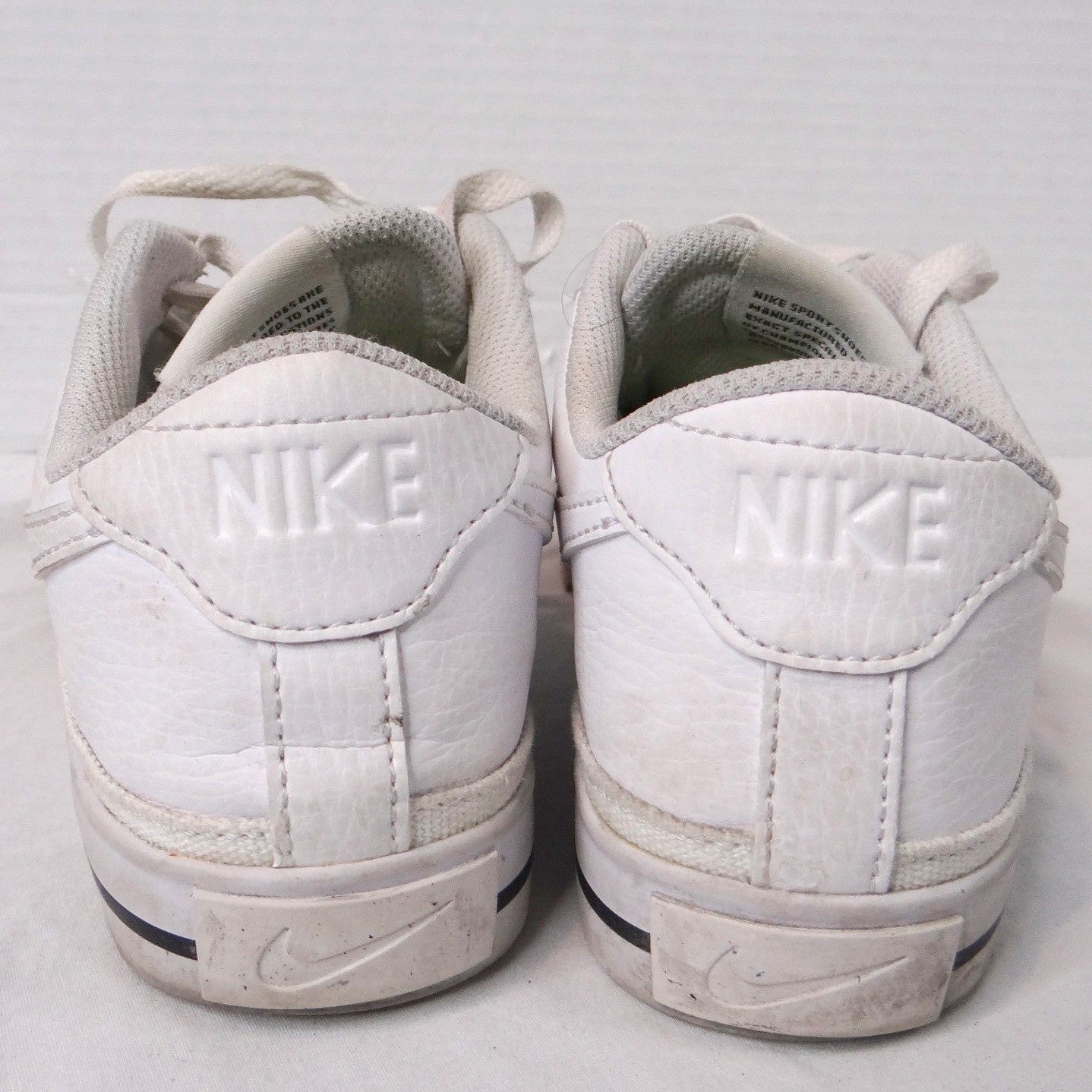 Nike Sport Shoes DH3161 101 White Lace Up Sneakers Youth Size 6.5