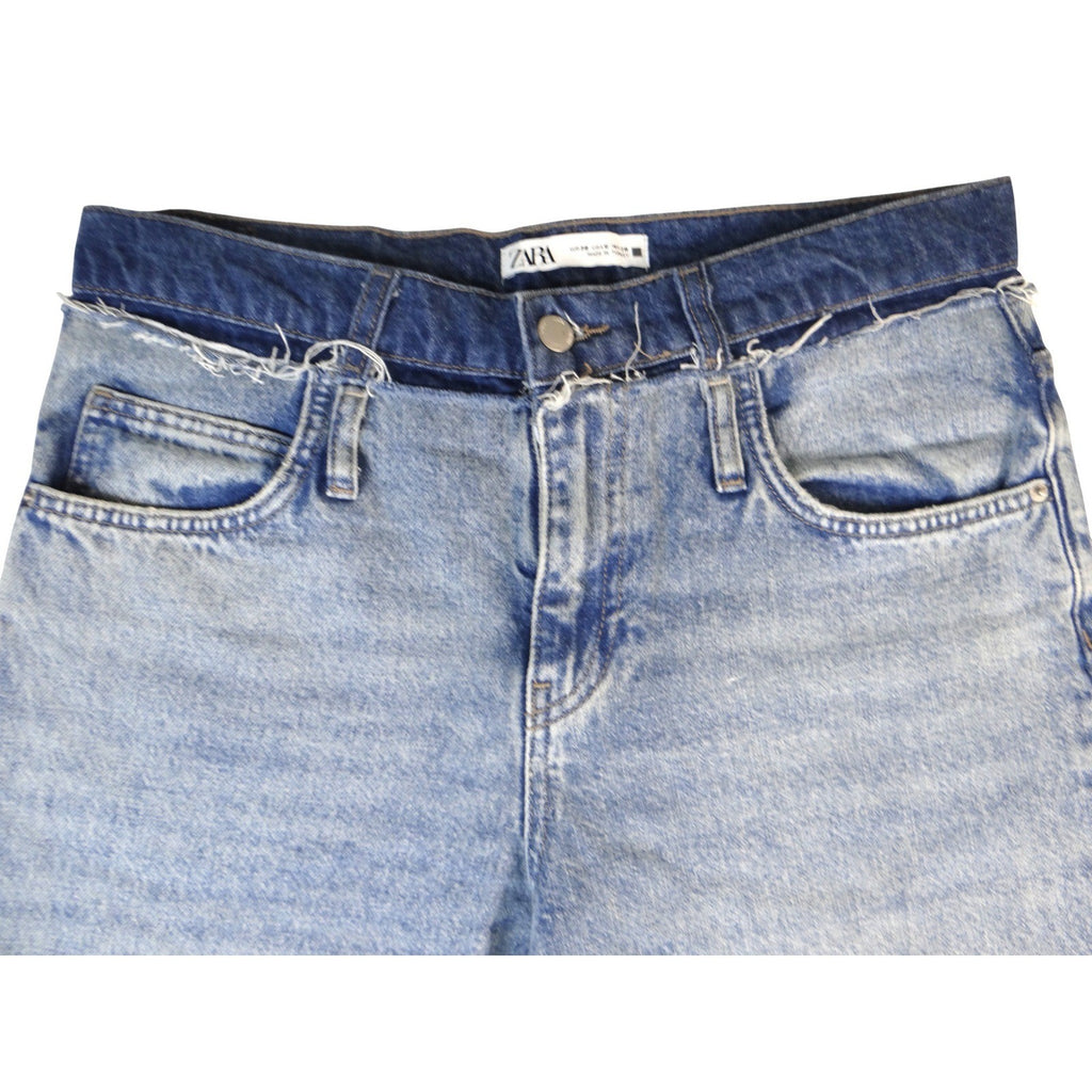 ZARA Women Straight Leg Jeans Light Wash Distressed Raw Hem Size 6
