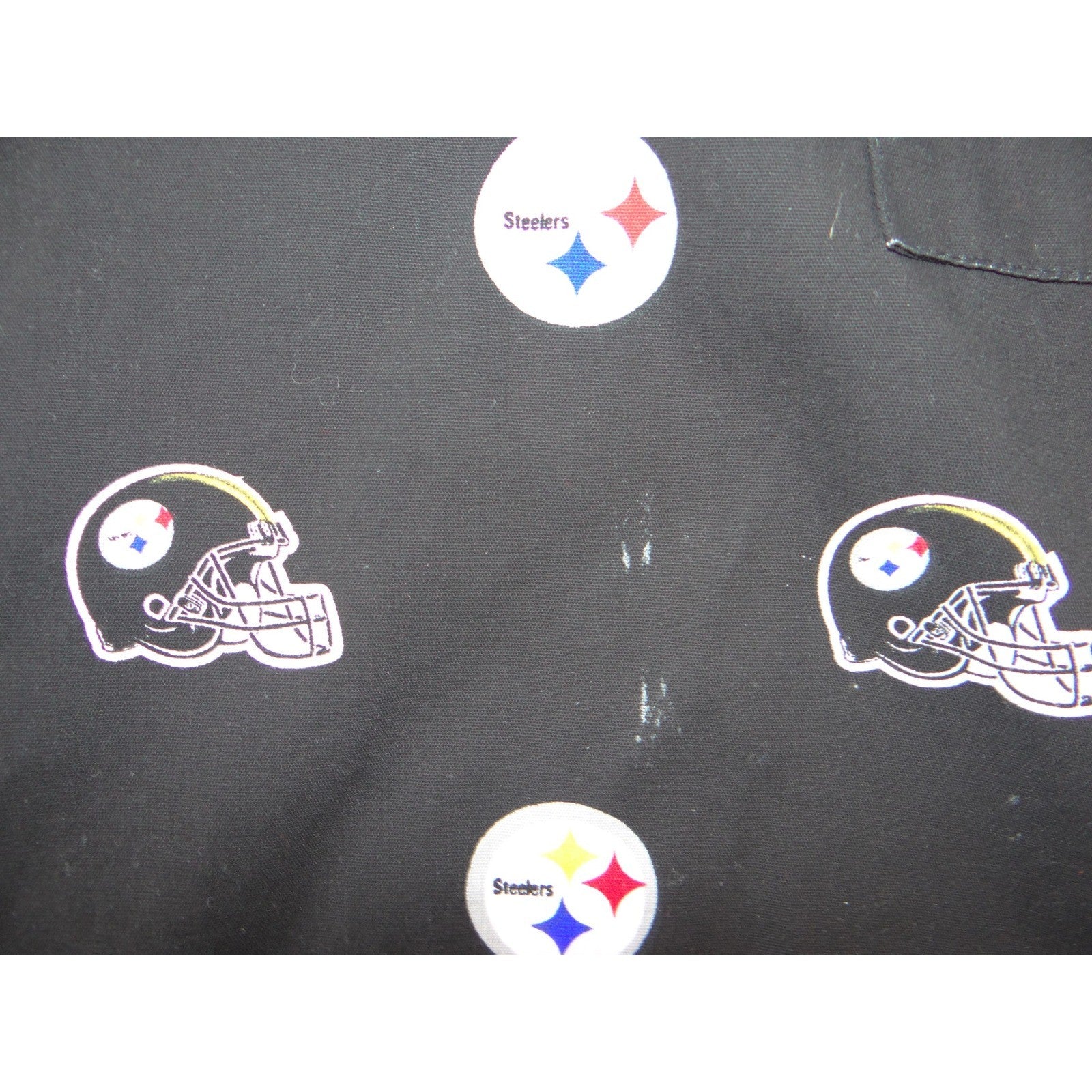 NFL Team Apparel Pittsburgh Steelers Scrub Top Womens Black V-Neck Logo Print L