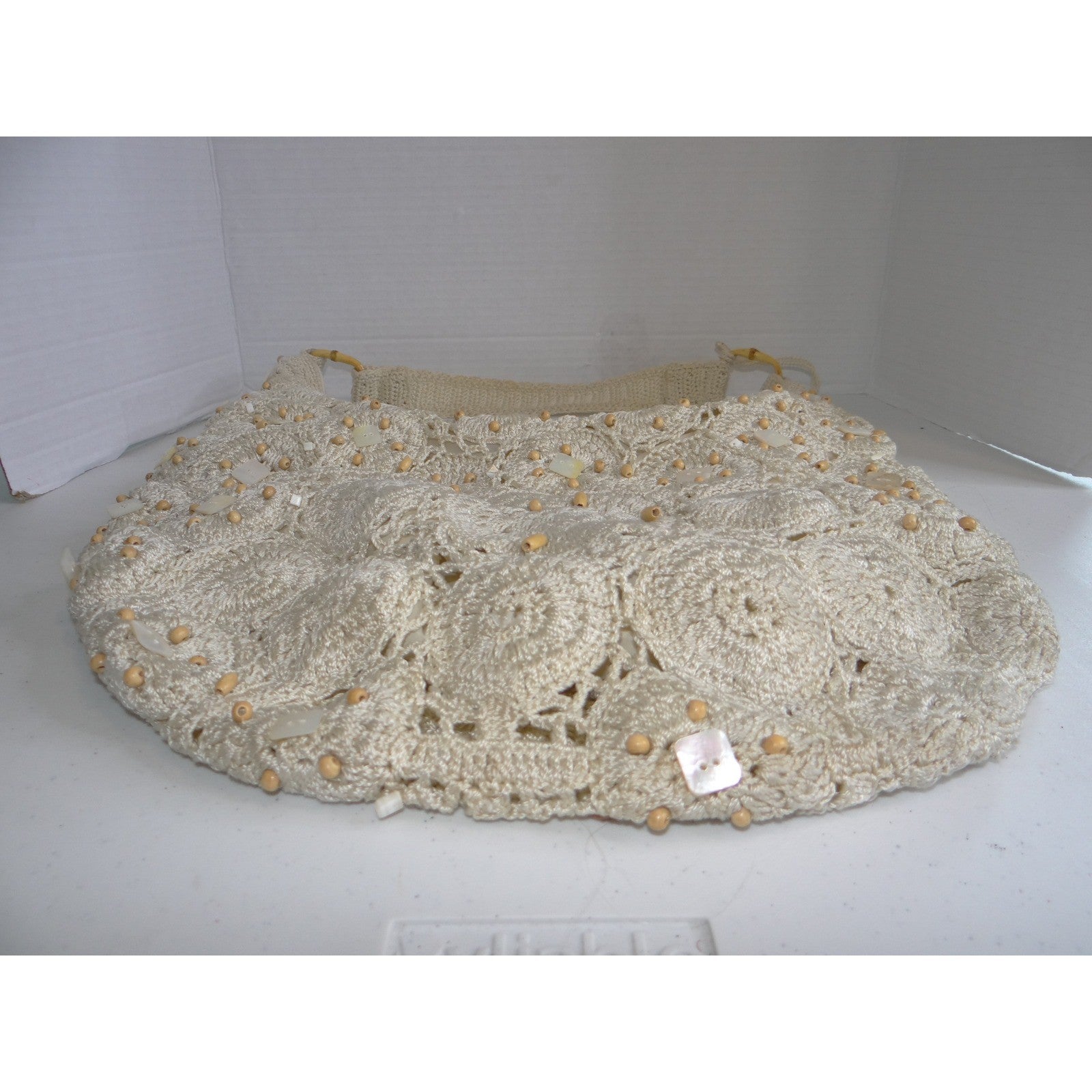 The Sak Crochet Hobo Bag Cream Floral Medallion Shell Wood Bead Boho Shoulder