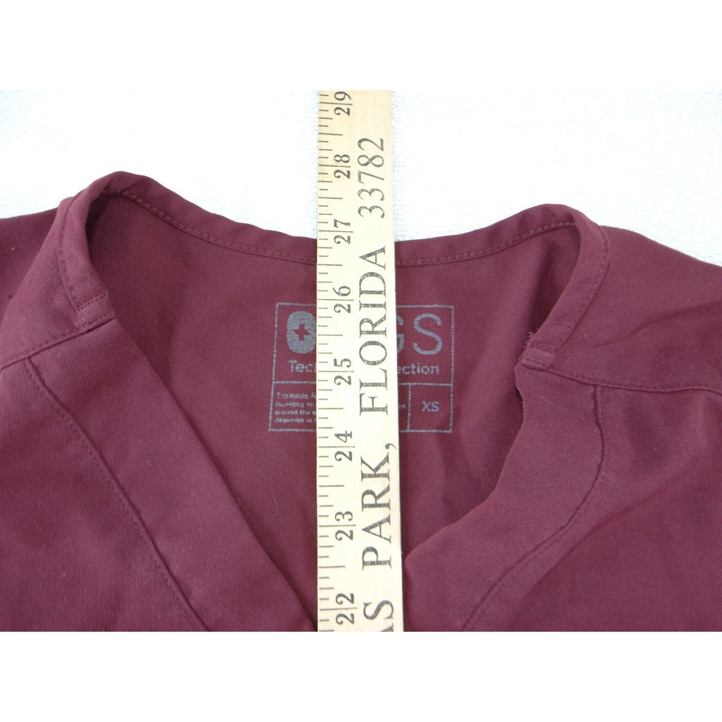 FIGS Technical Collection Women Maroon Burgundy V-Neck Scrub Top XS