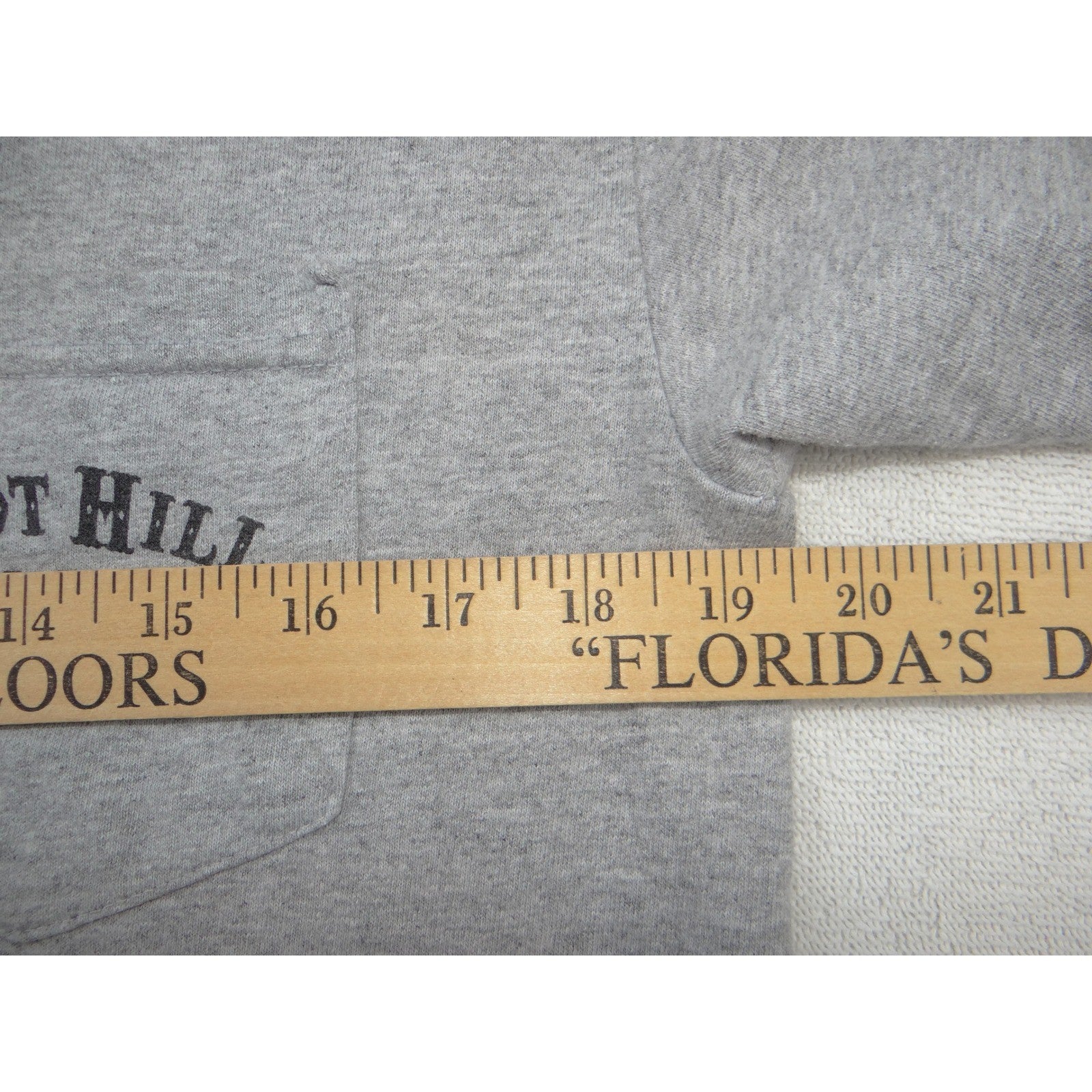 Vintage Boot Hill Saloon Daytona Beach Florida Pocket T-Shirt Mens Medium Gray