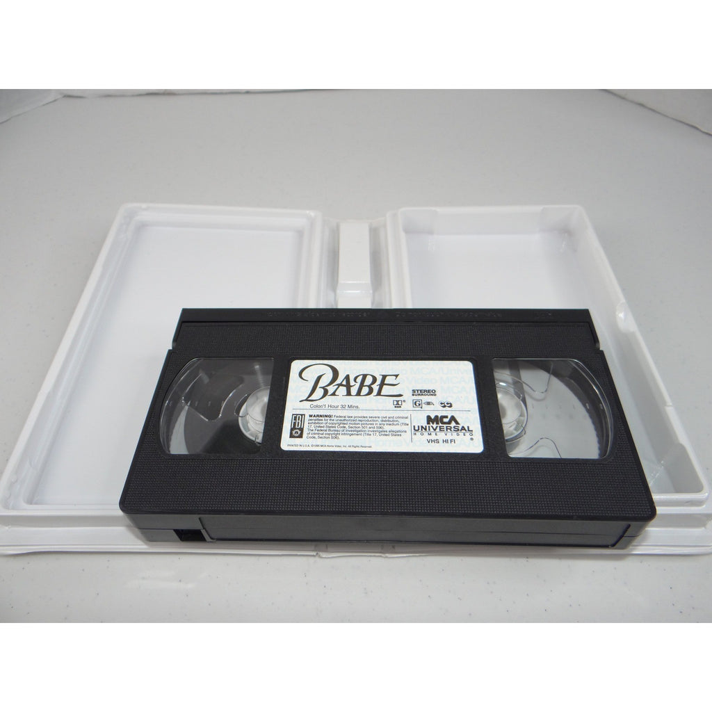 Babe VHS 1995 Movie MCA Universal Home Video 82453 Hi-Fi Stereo G Clamshell