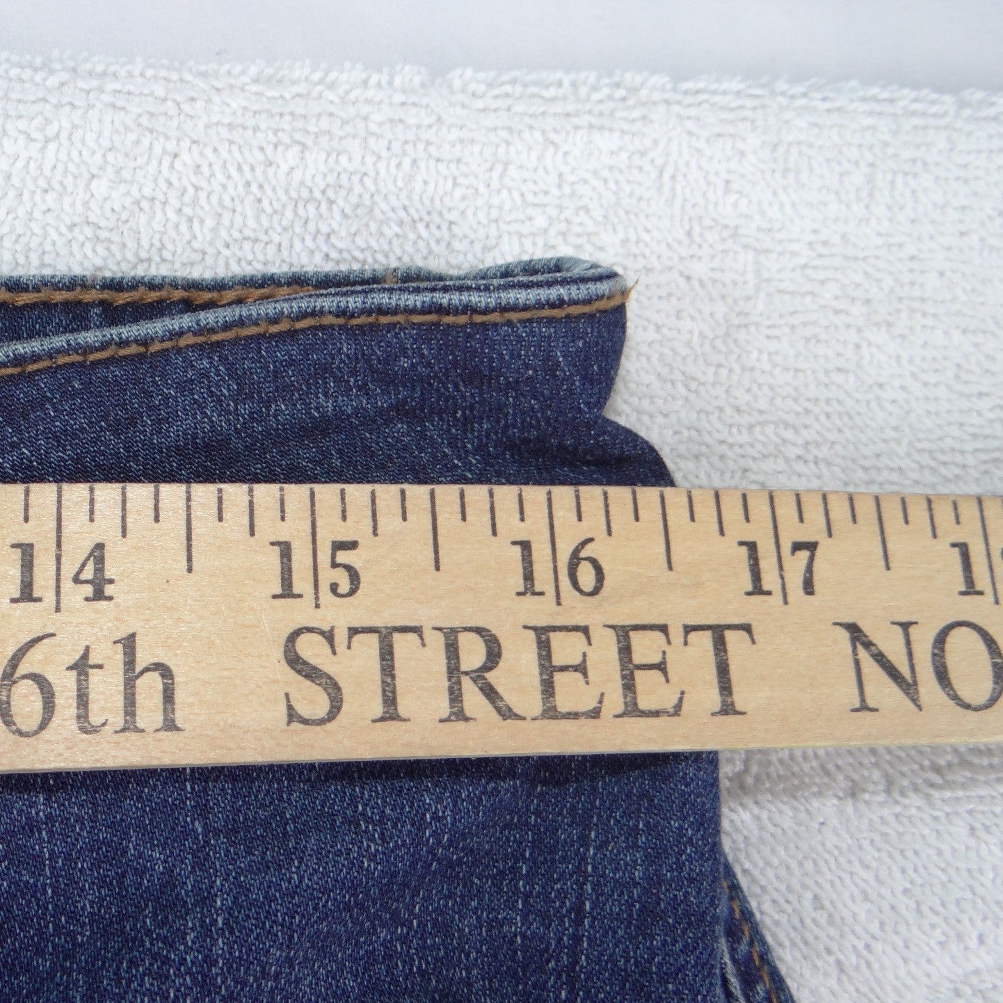 Faded Glory Womens Denim Mini Skirt Medium Wash Blue Size 14 Stretch Casual