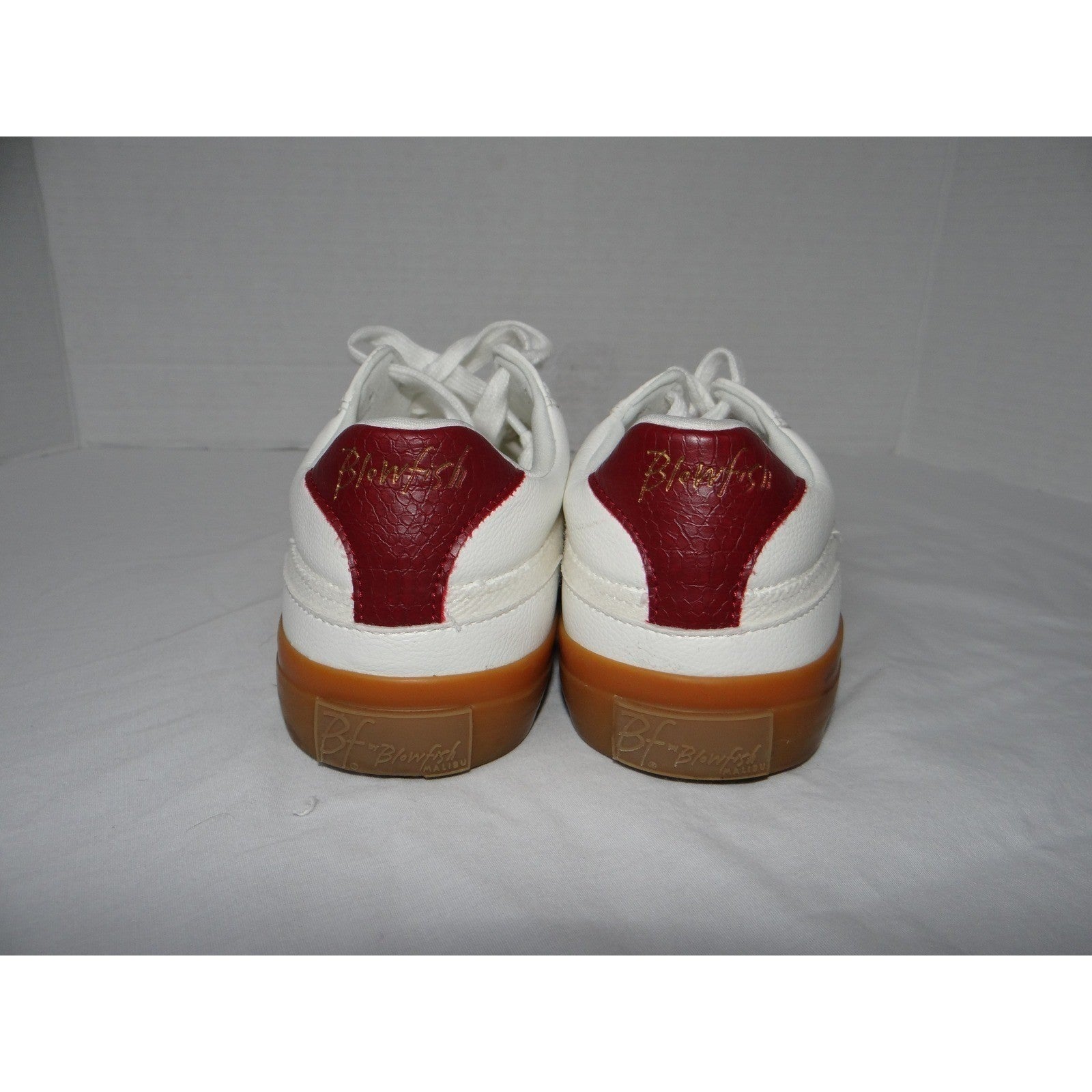 Blowfish Malibu Women White Gum Sole Sneakers Shoes Size 6M