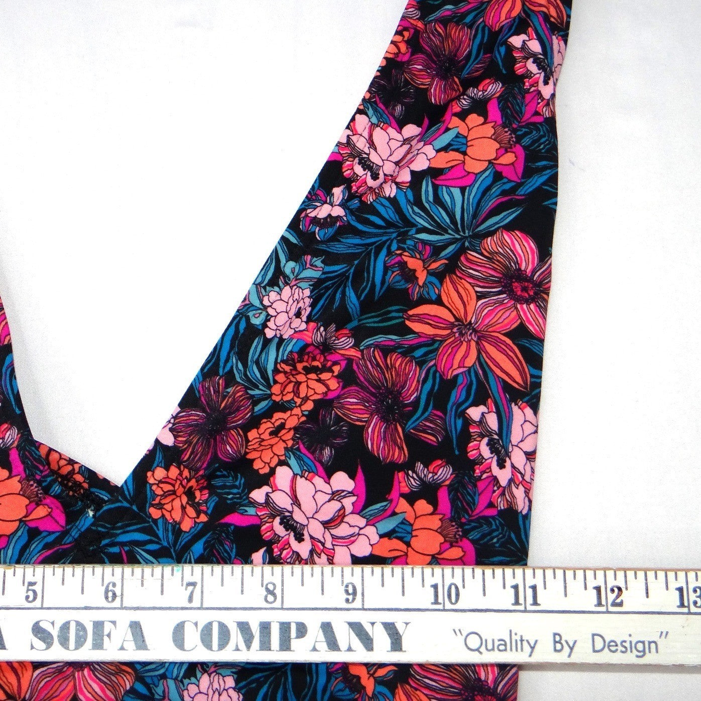 Venus Womens Floral V-Neck One Piece Swimsuit Multicolor Ruched Size 16