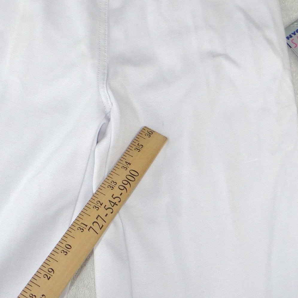 NWT-Nygard Slims White Capri Pants Womens Small Pull On Tummy Control MSRP $49