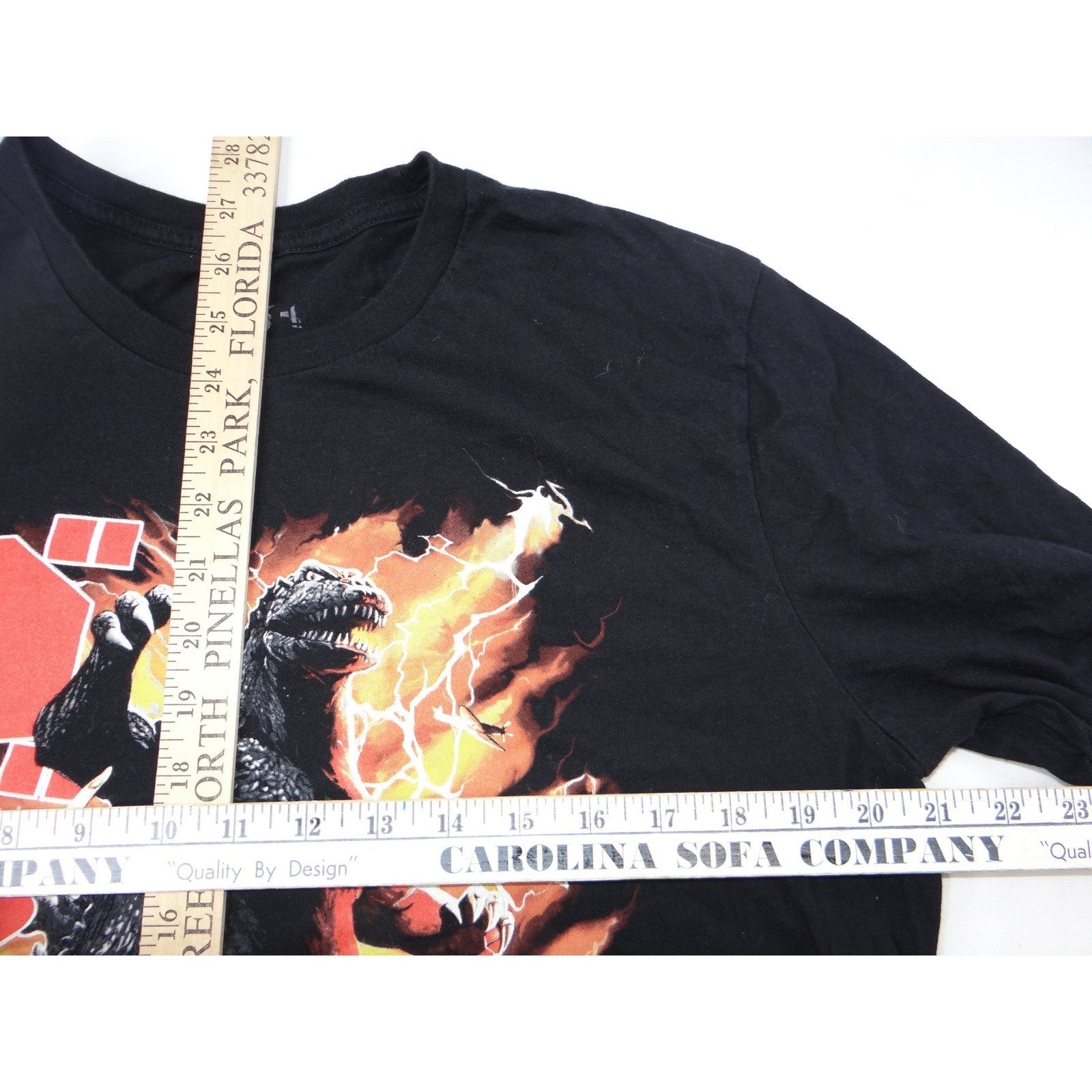 Black Godzilla King of the Monsters Graphic T Shirt Men's Size Large