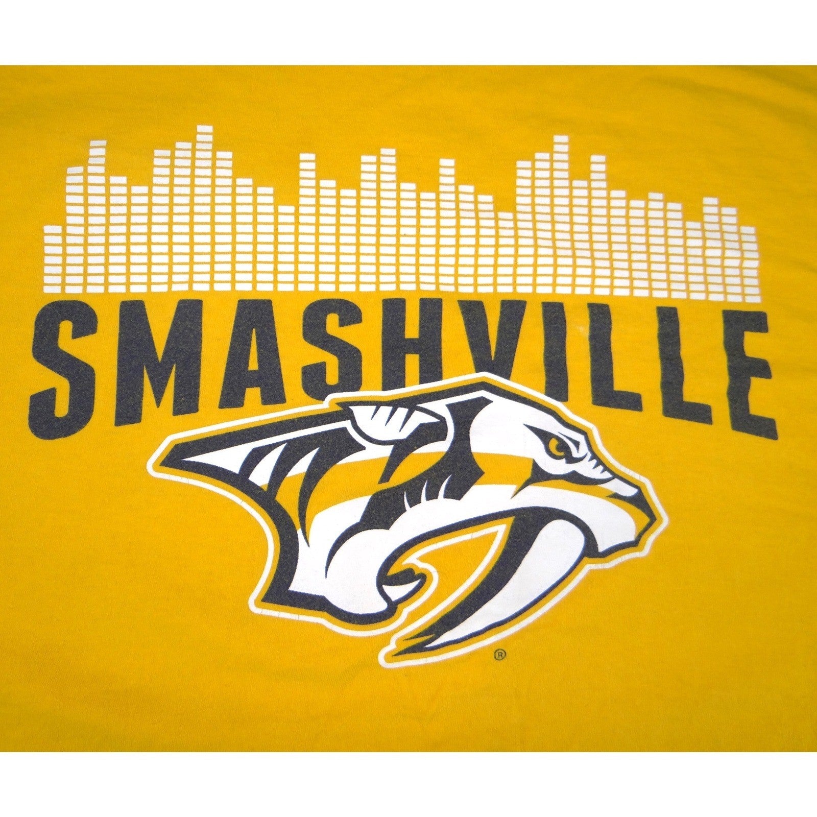 Nashville Predators Smashville T-Shirt XL Gold 2014-15 Schedule NHL Hockey Tee