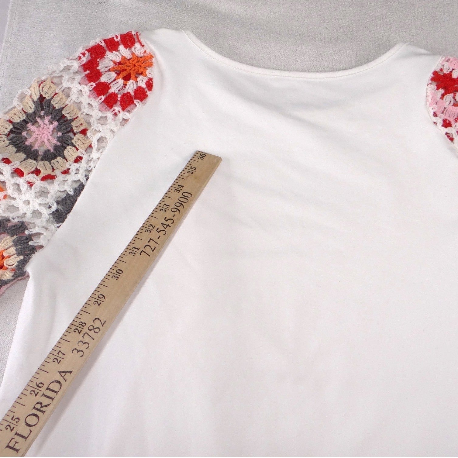 Unbranded White Crochet Granny Square Sleeve Top Womens Size M Short Sleeve Boho