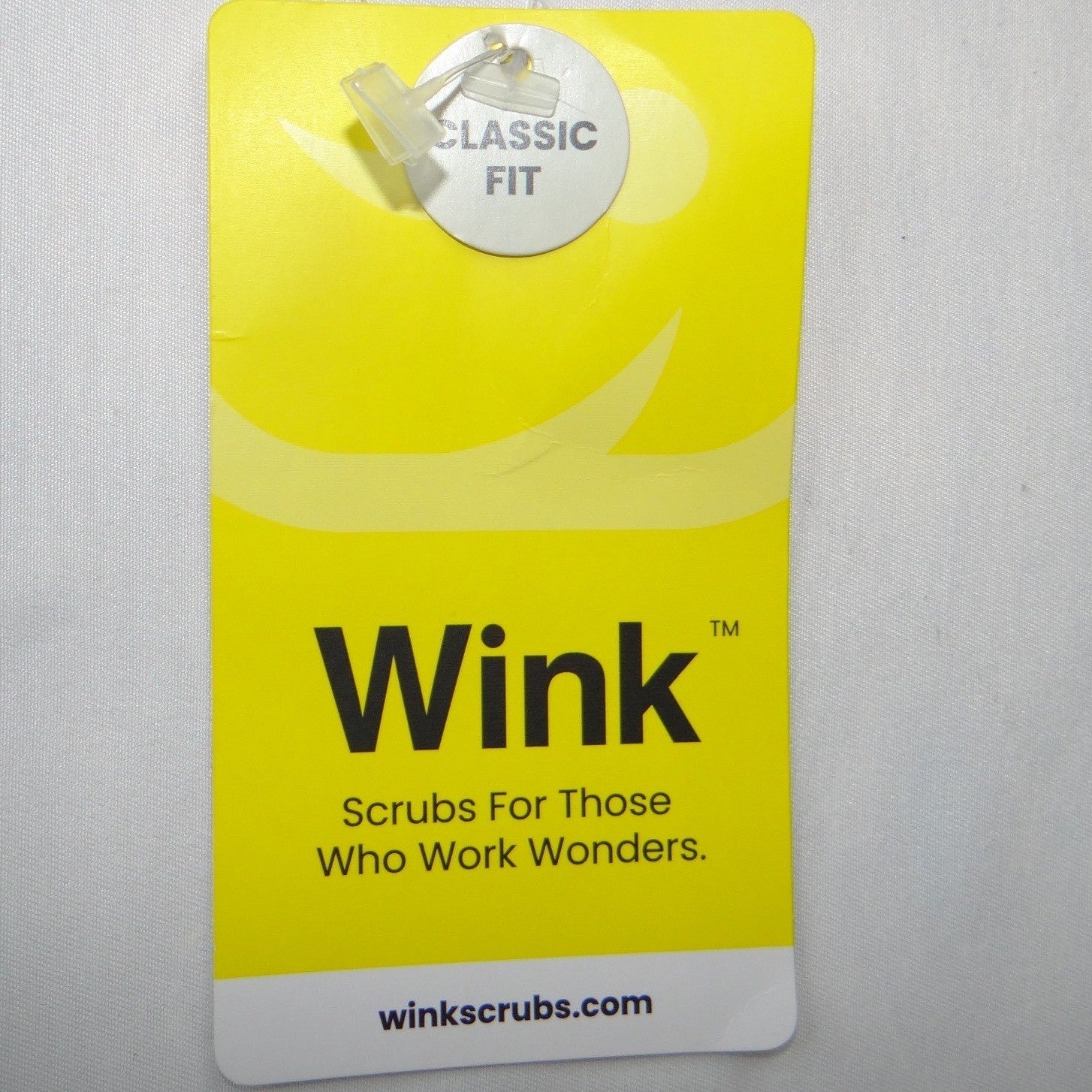NWT-Wink Womens Classic Fit V-Neck Scrub Top Teal Blue Medium