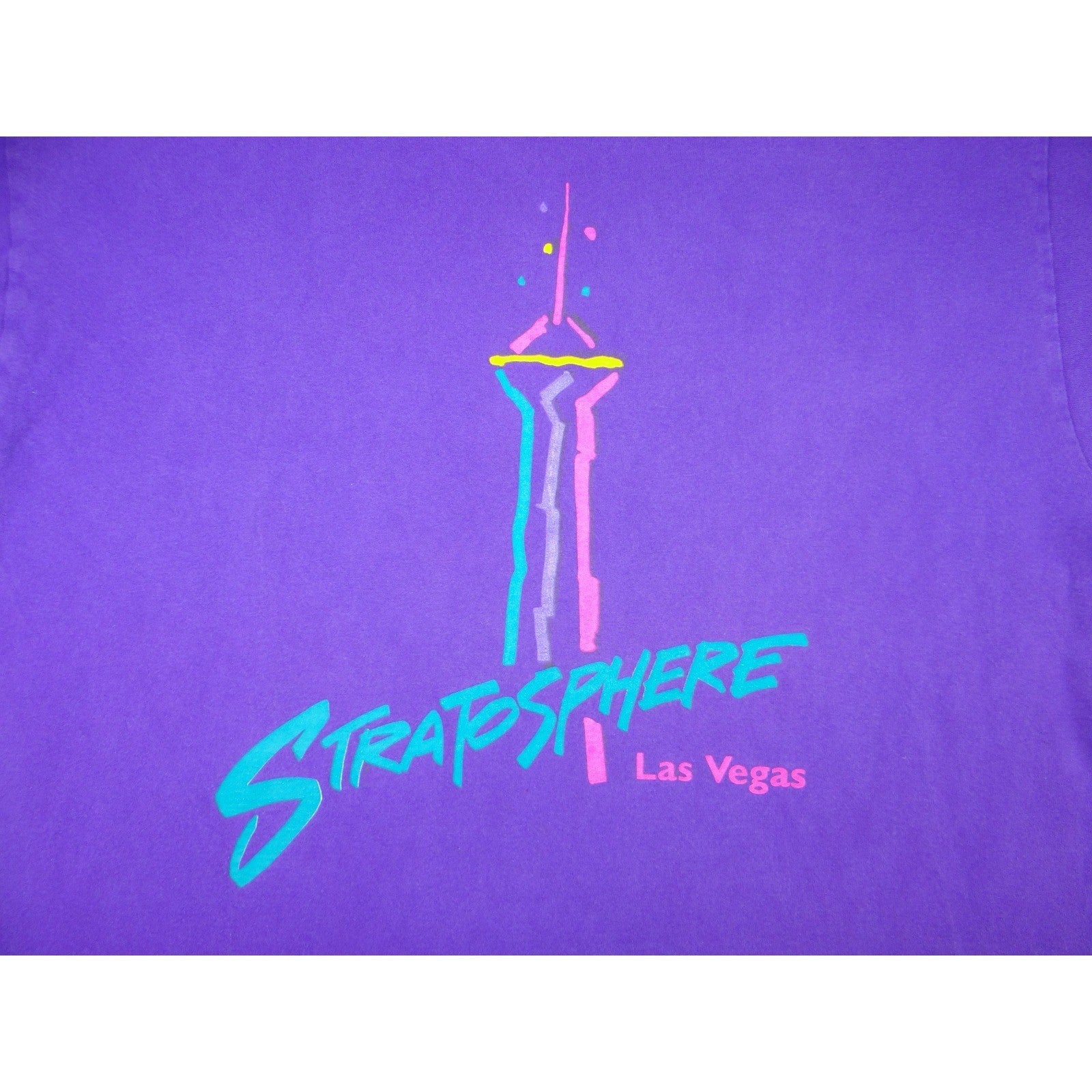 Vintage Stratosphere Las Vegas Graphic T Shirt Purple Fruit of the Loom XL